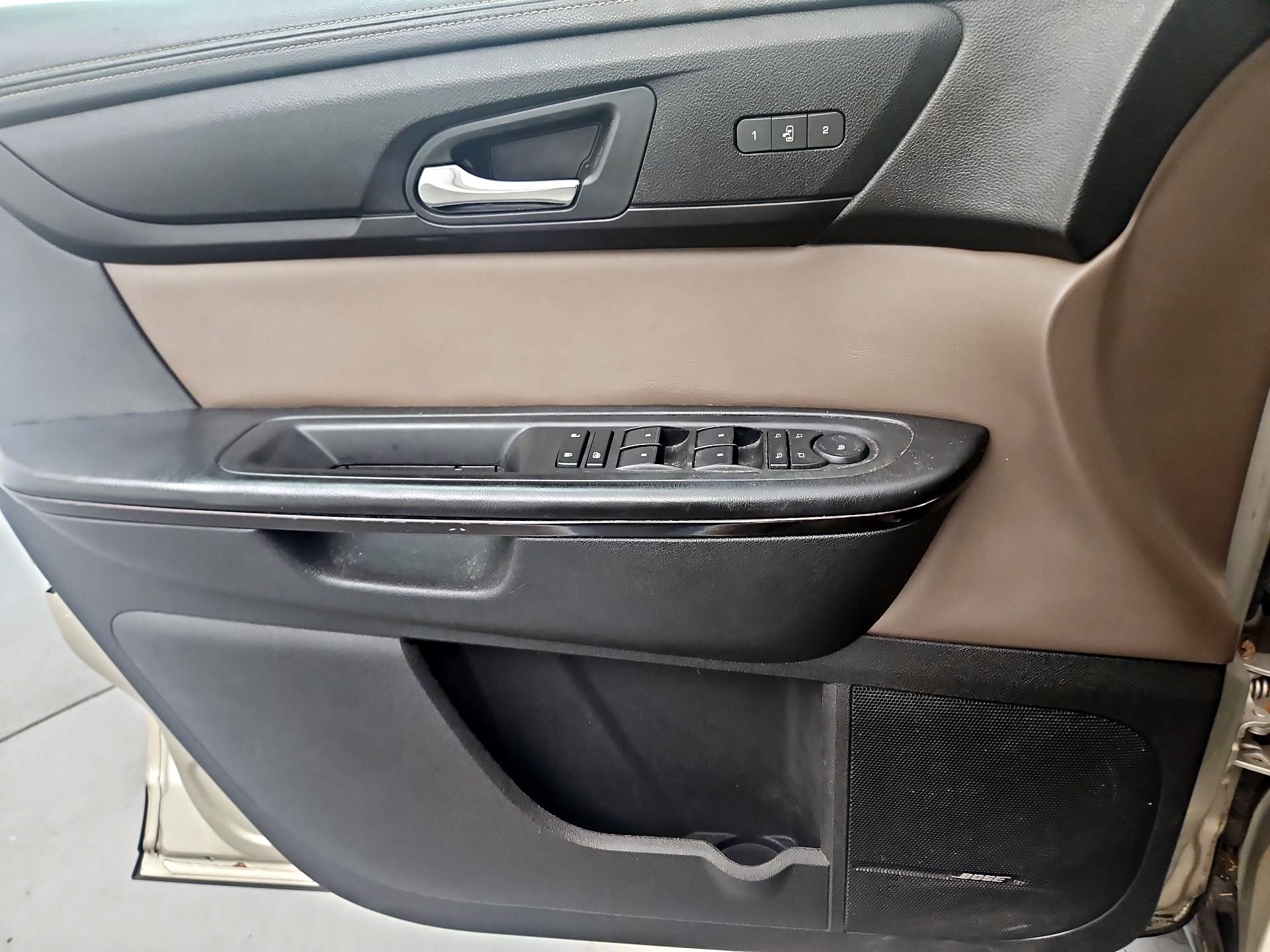 Thumbnail: 2016 GMC Acadia - 12