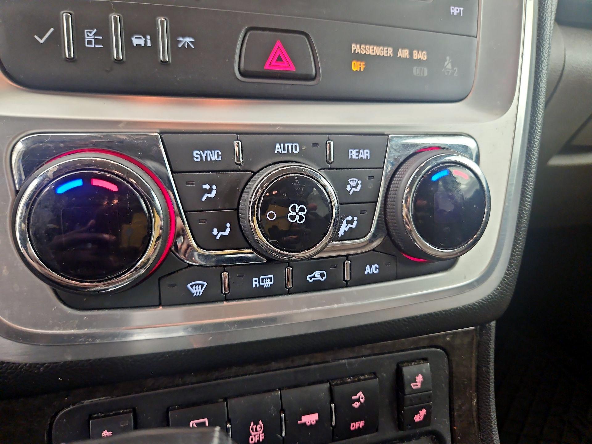 Thumbnail: 2016 GMC Acadia - 16