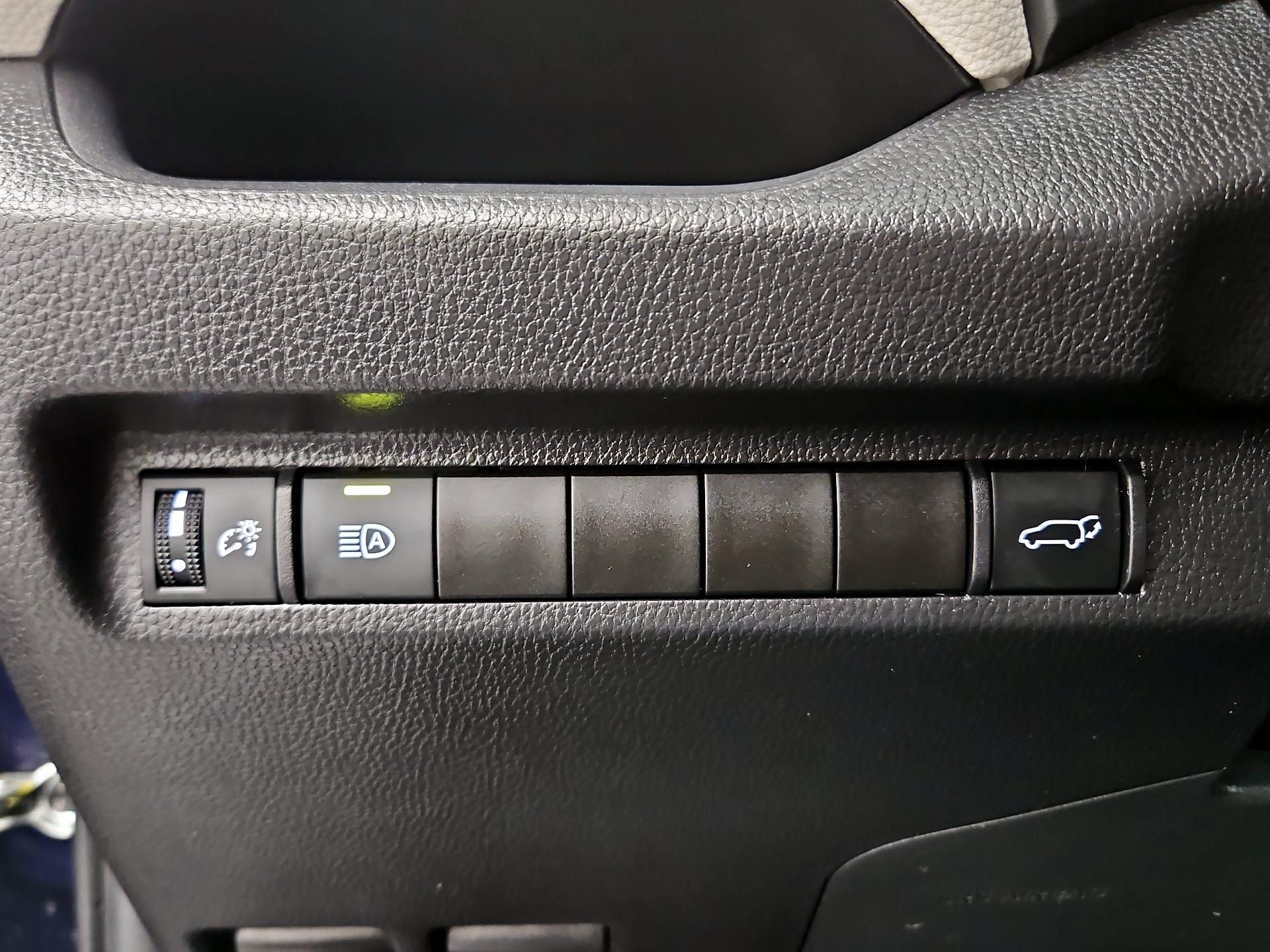 Thumbnail: 2024 Toyota RAV4 - 13