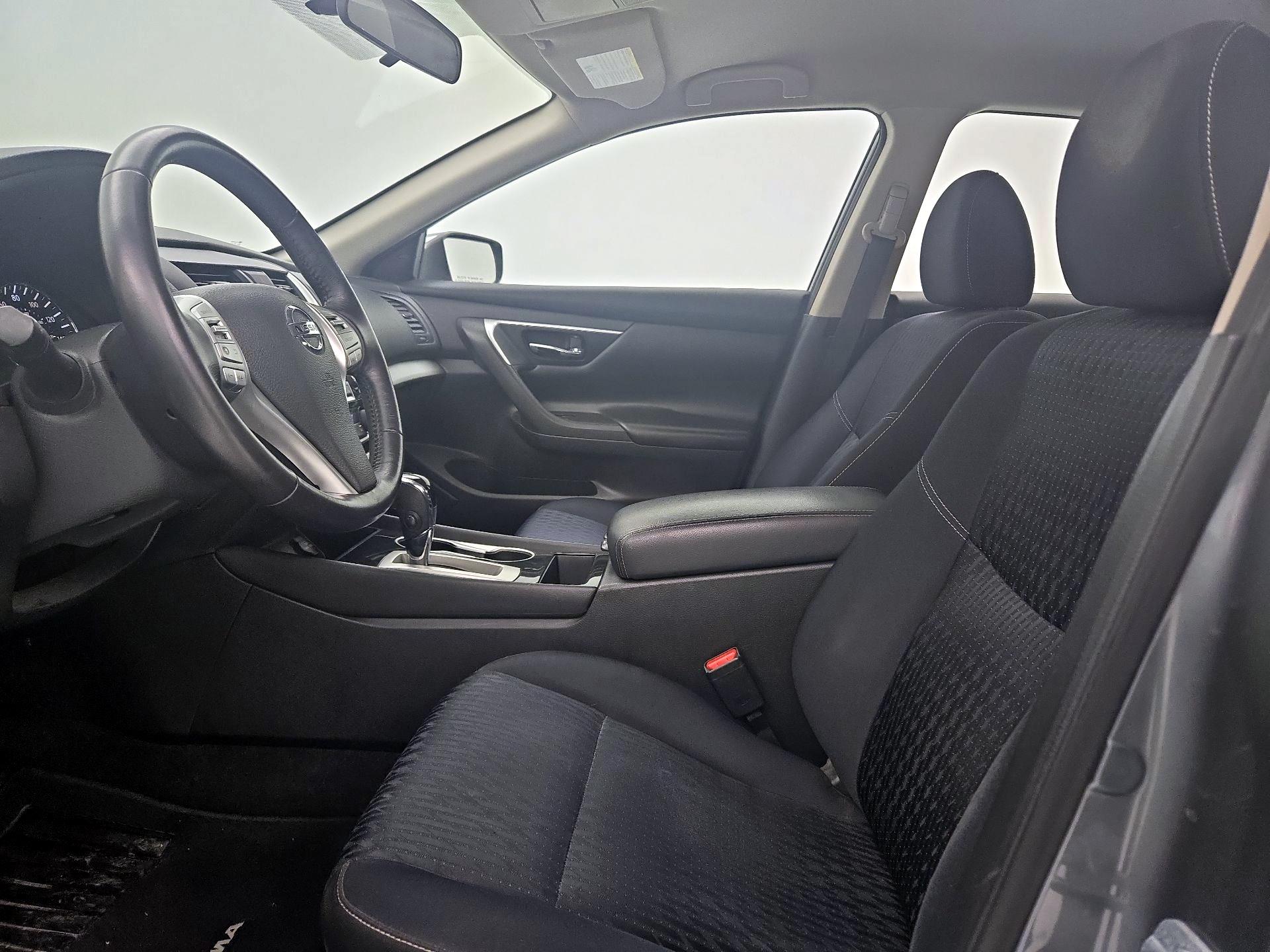 Thumbnail: 2018 Nissan Altima - 11