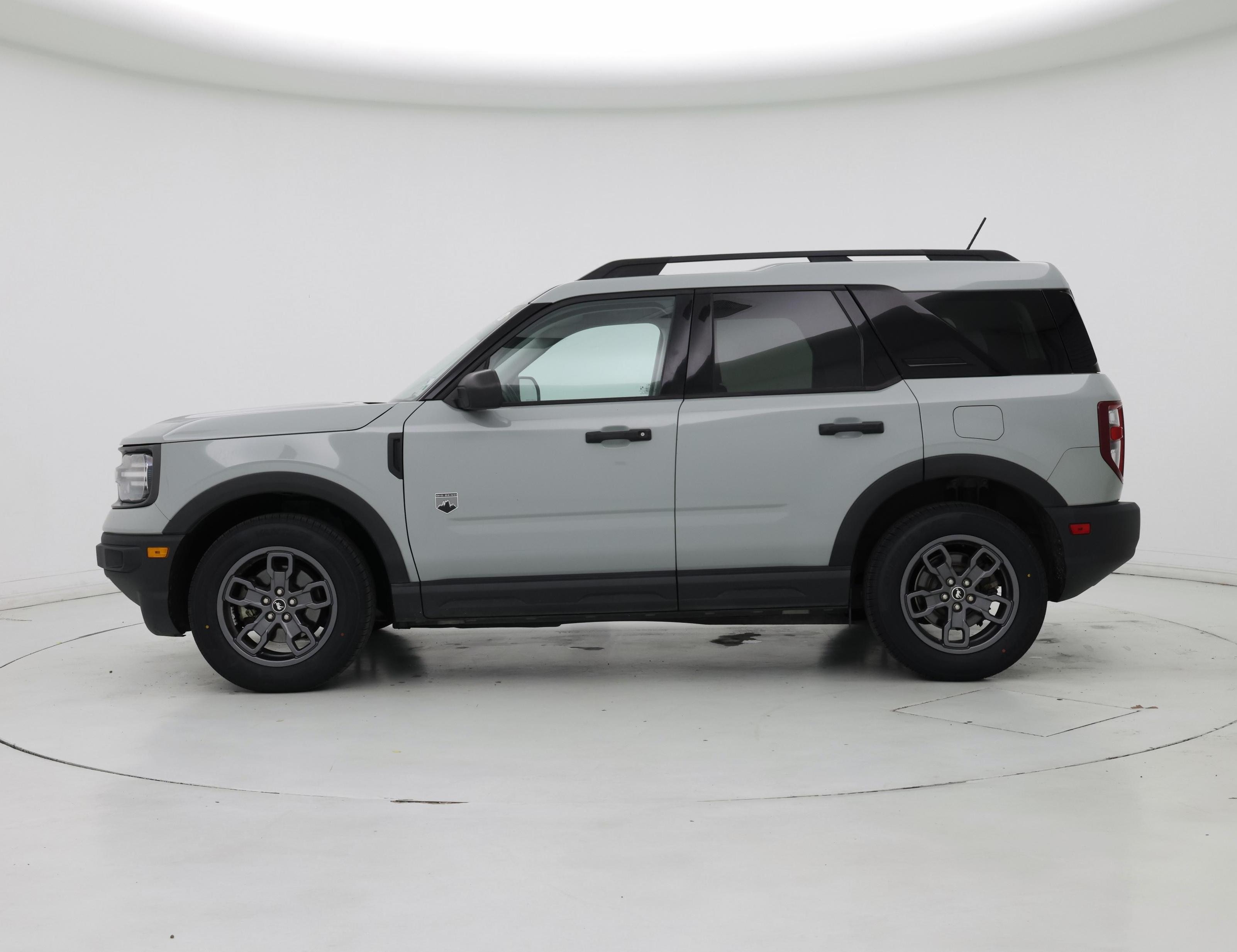 Thumbnail: 2021 Ford Bronco Sport - 3