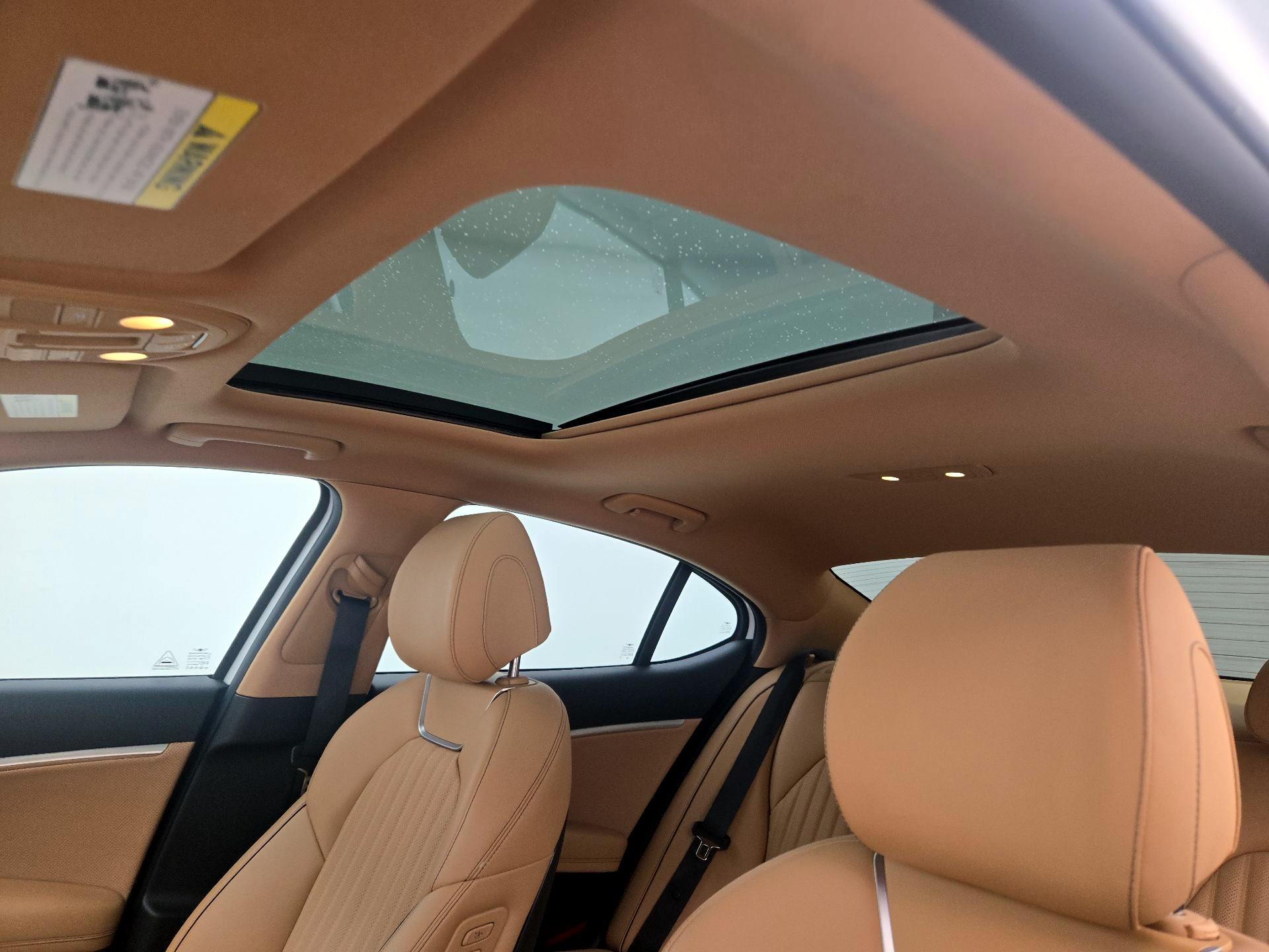 Thumbnail: 2022 Genesis G70 - 20