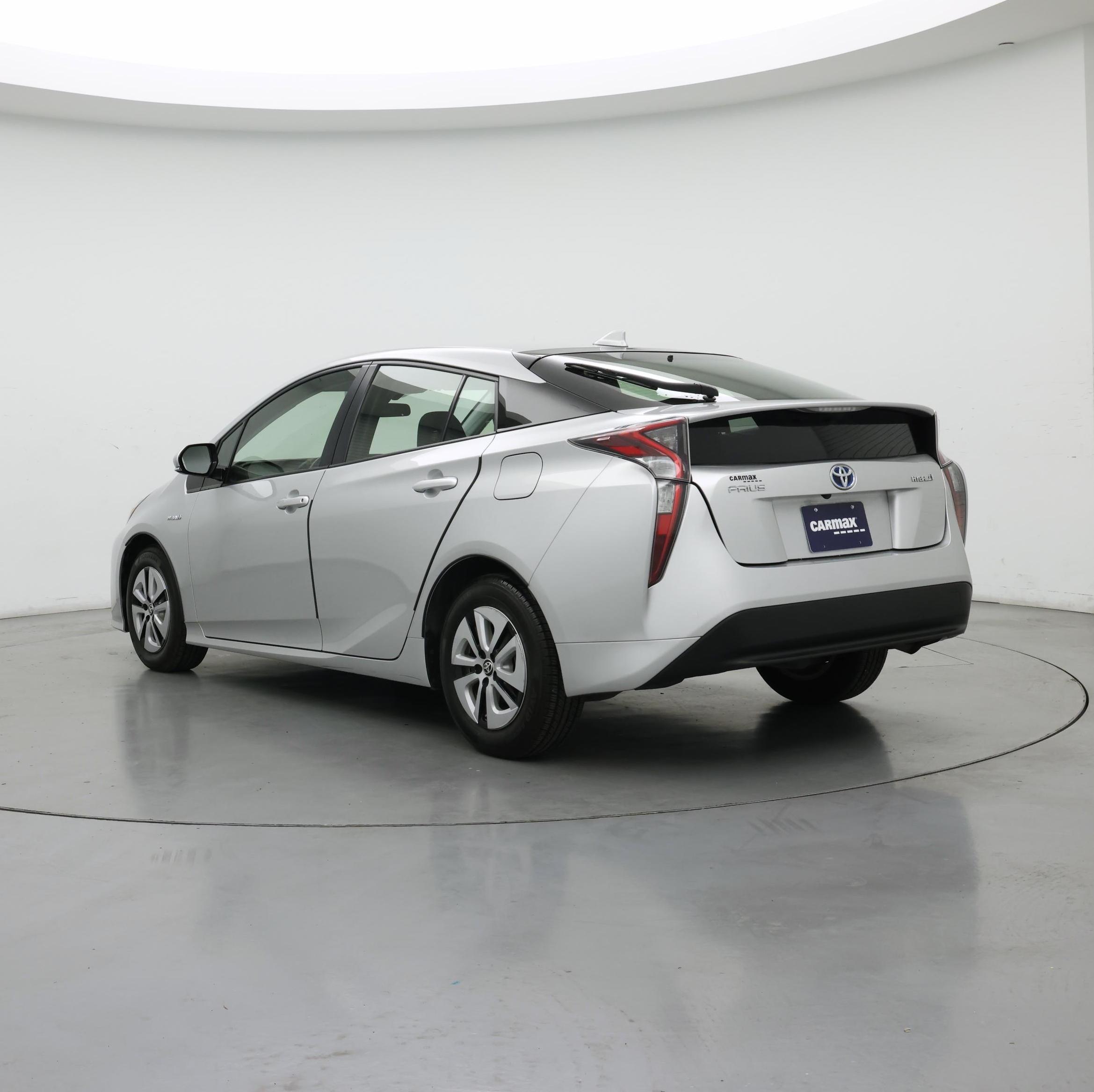 Thumbnail: 2017 Toyota Prius - 2