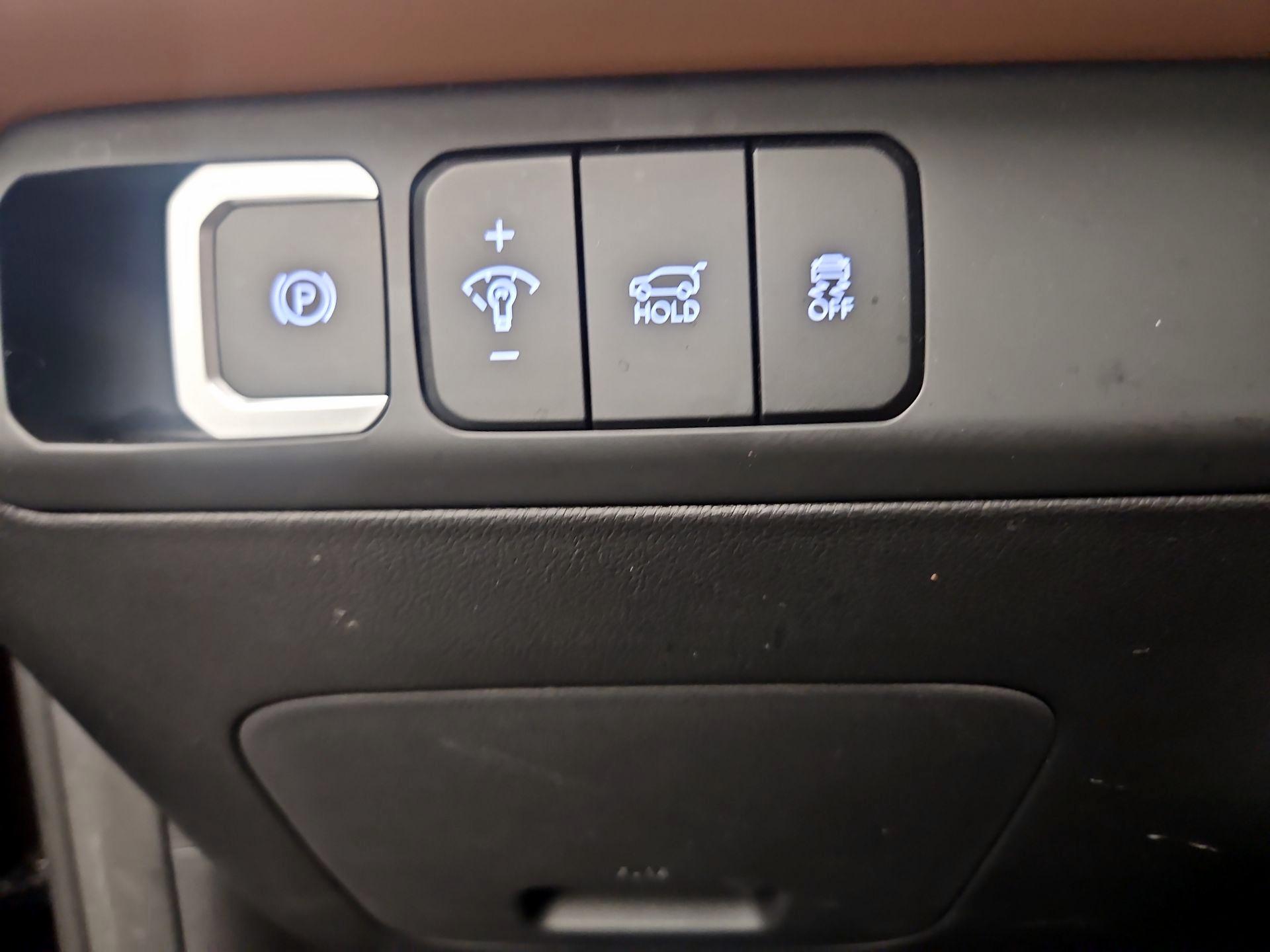 Thumbnail: 2024 Hyundai Santa Fe - 13