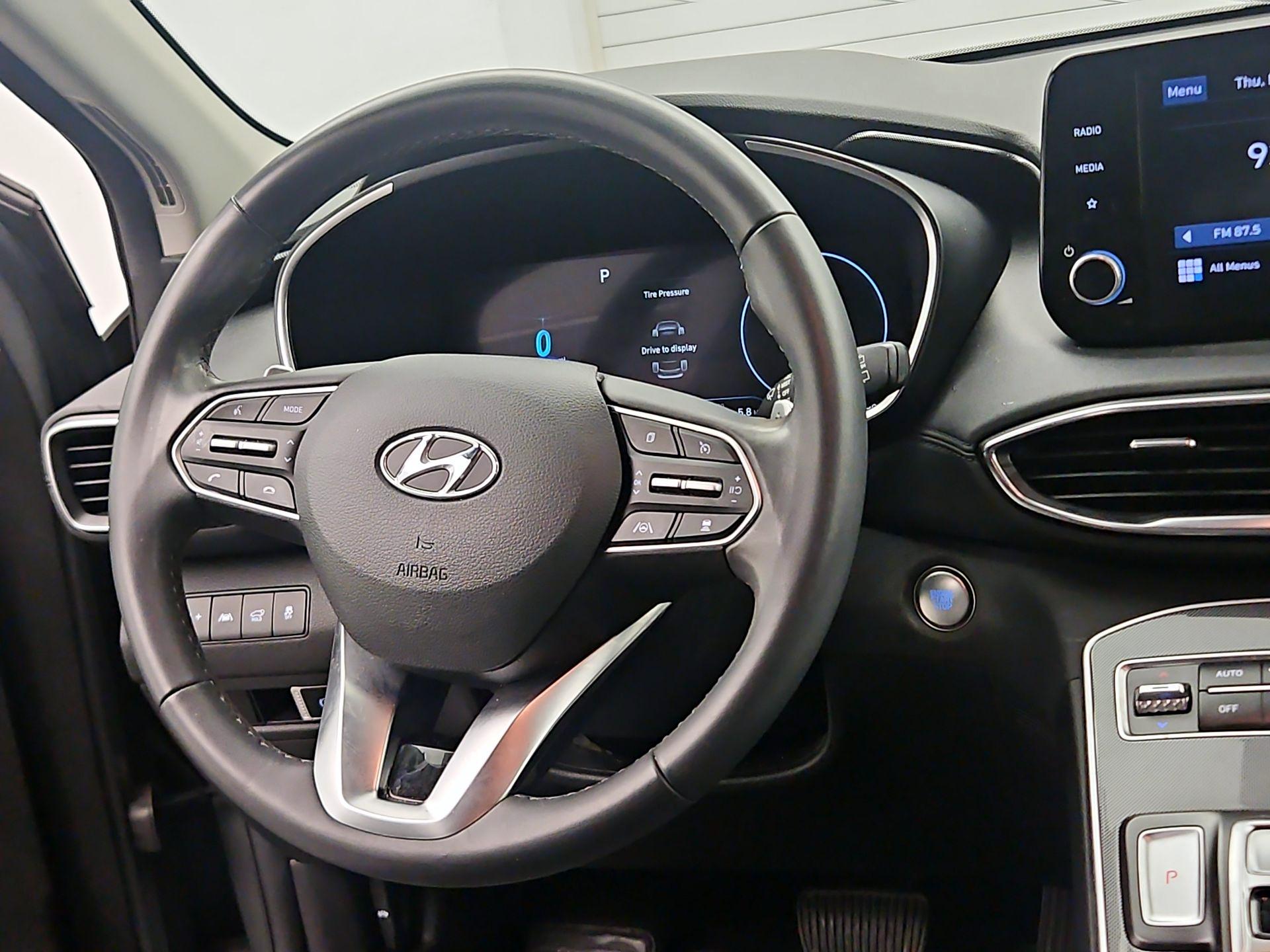 Thumbnail: 2022 Hyundai Santa Fe - 10