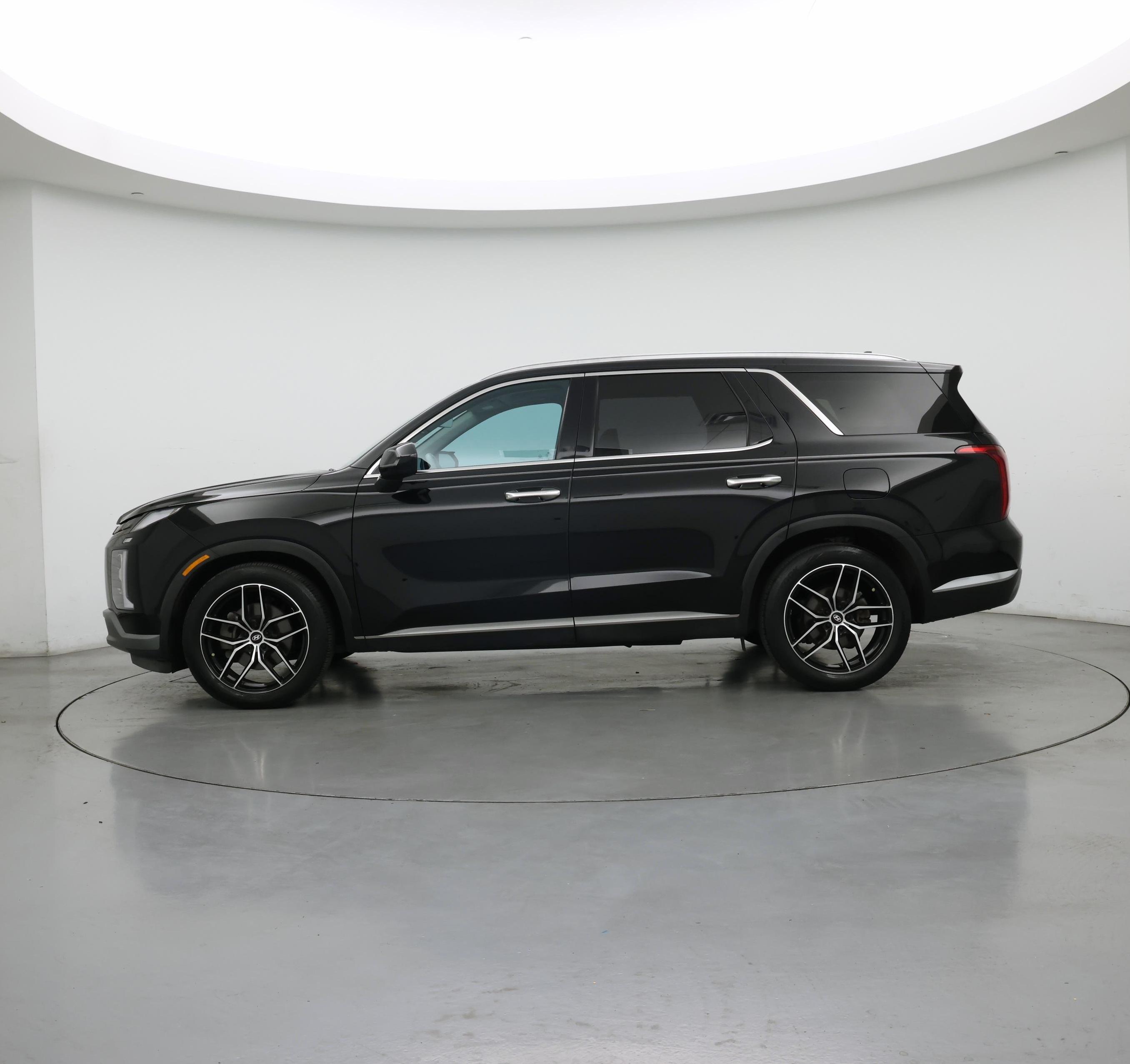Thumbnail: 2023 Hyundai Palisade - 3