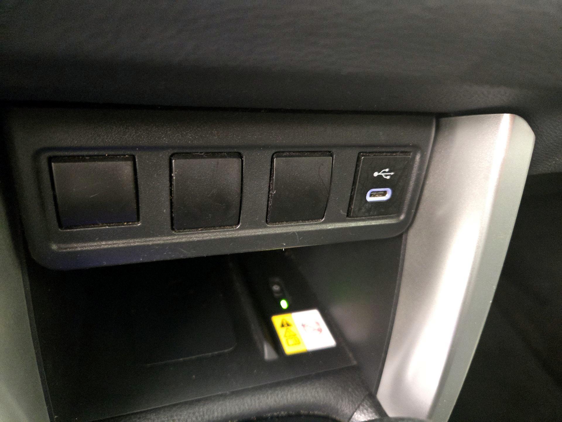 Thumbnail: 2023 Toyota Corolla Cross - 18