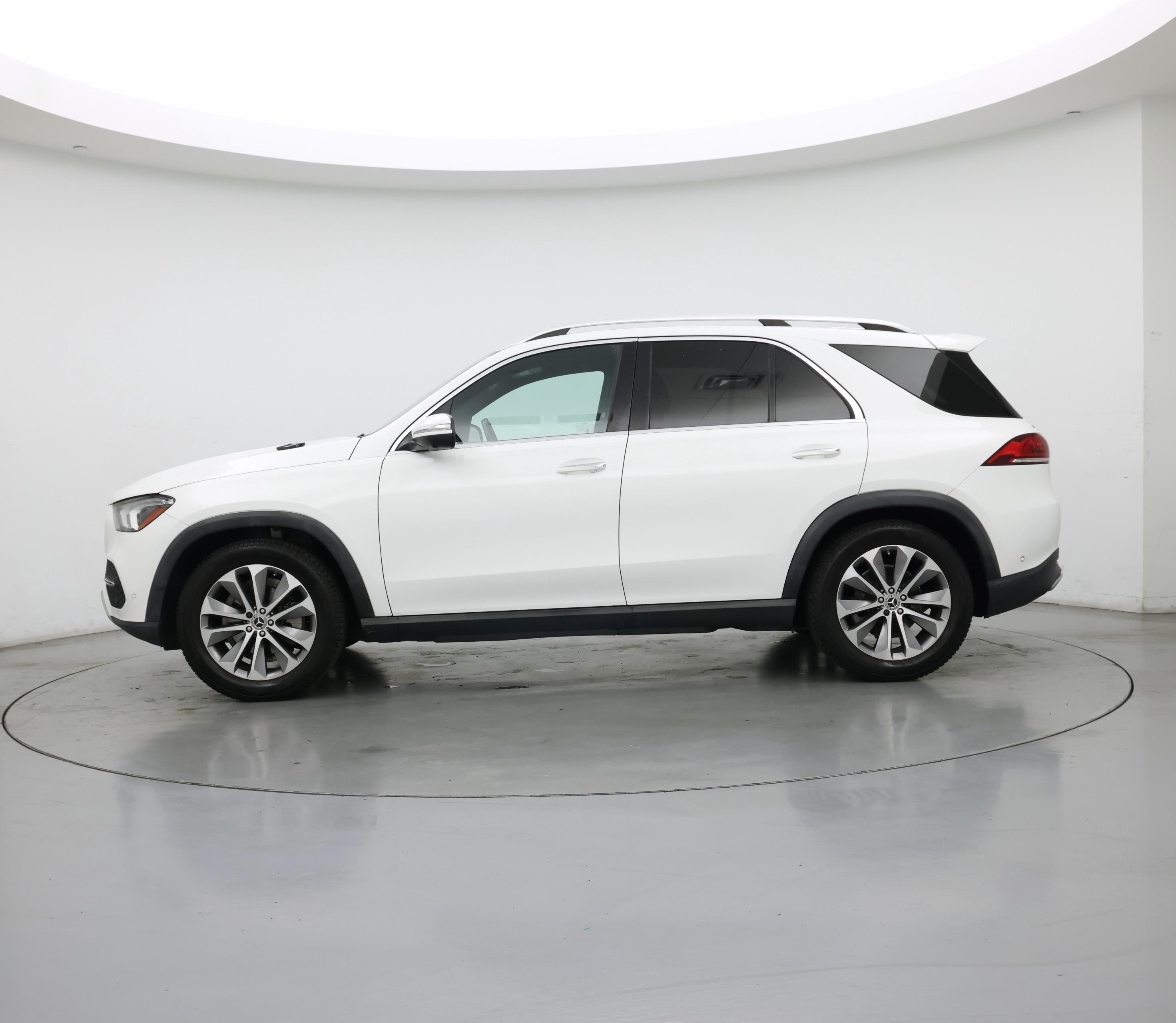 Thumbnail: 2020 Mercedes-Benz GLE - 3