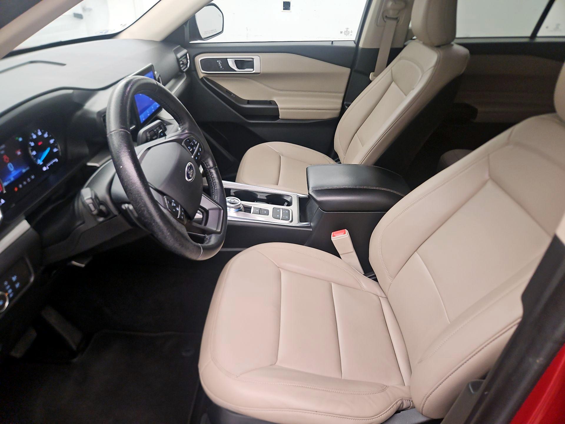 Thumbnail: 2020 Ford Explorer - 11