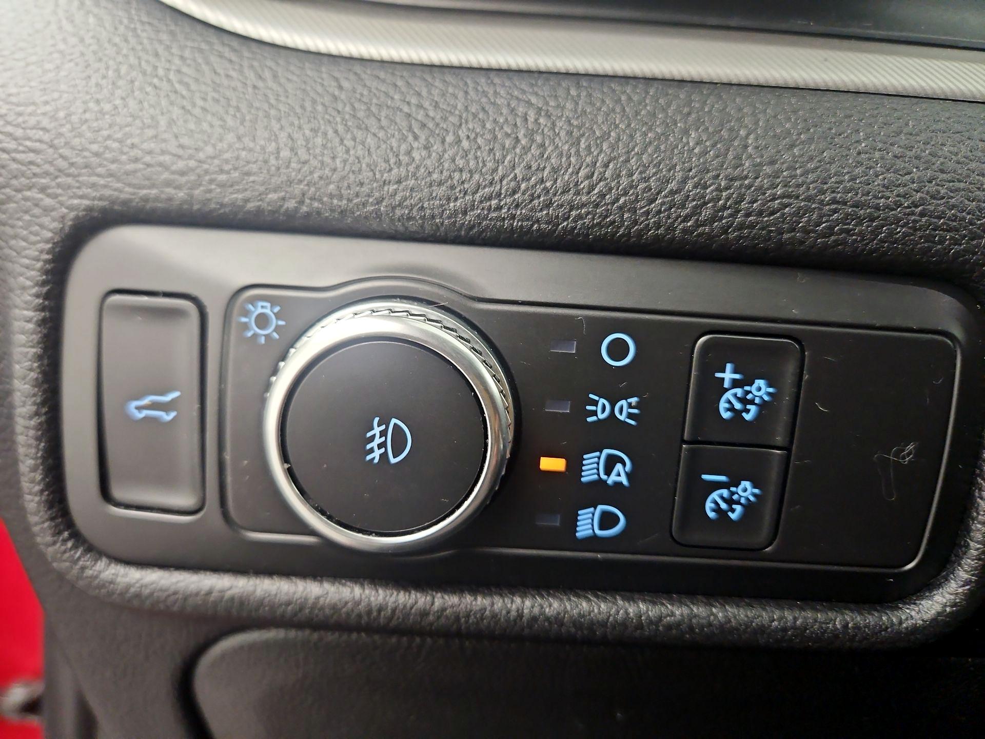 Thumbnail: 2020 Ford Explorer - 13