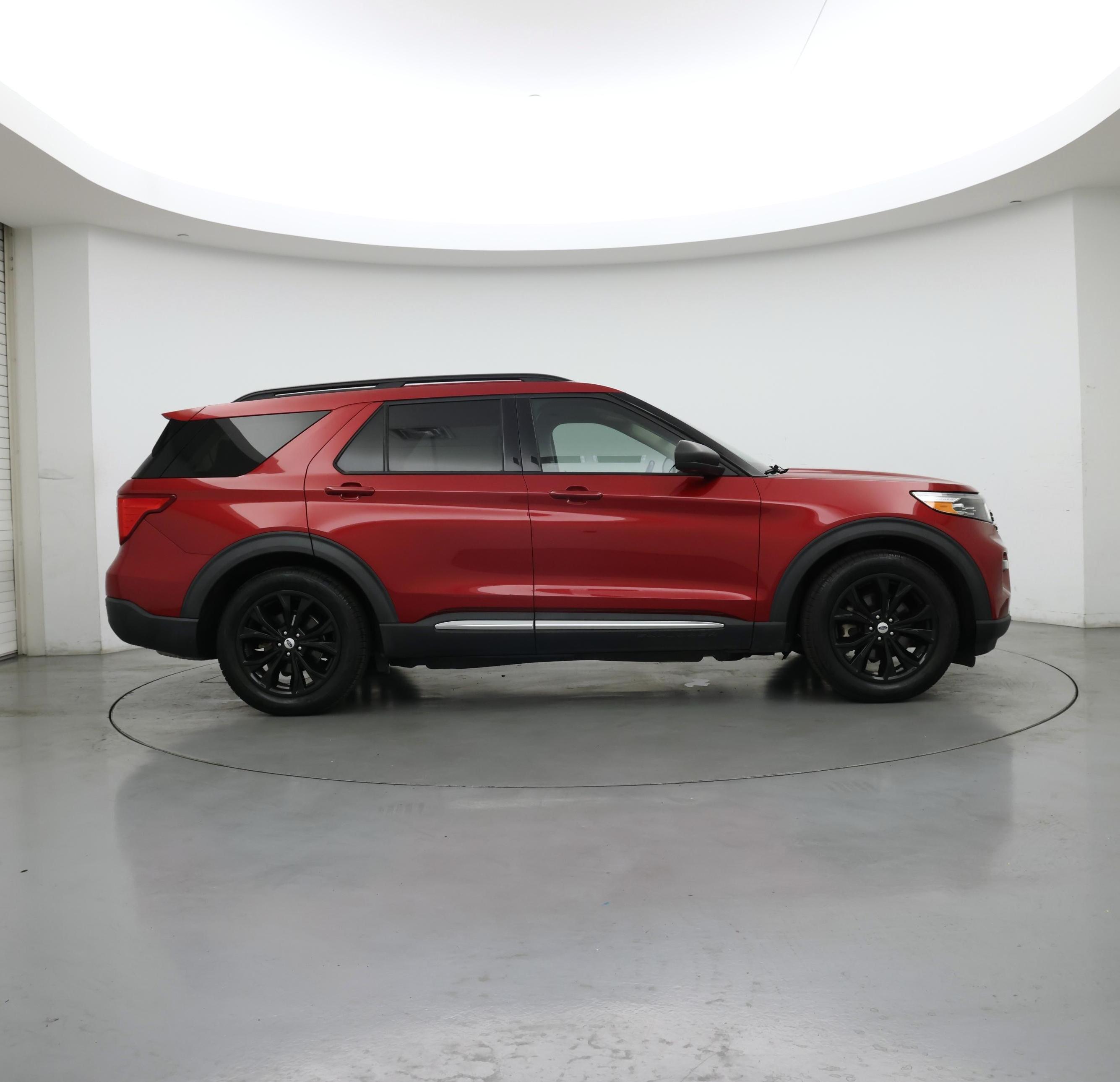 Thumbnail: 2020 Ford Explorer - 7