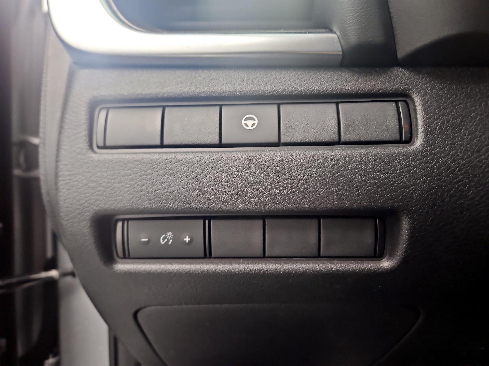 Thumbnail: 2021 Nissan Rogue - 13