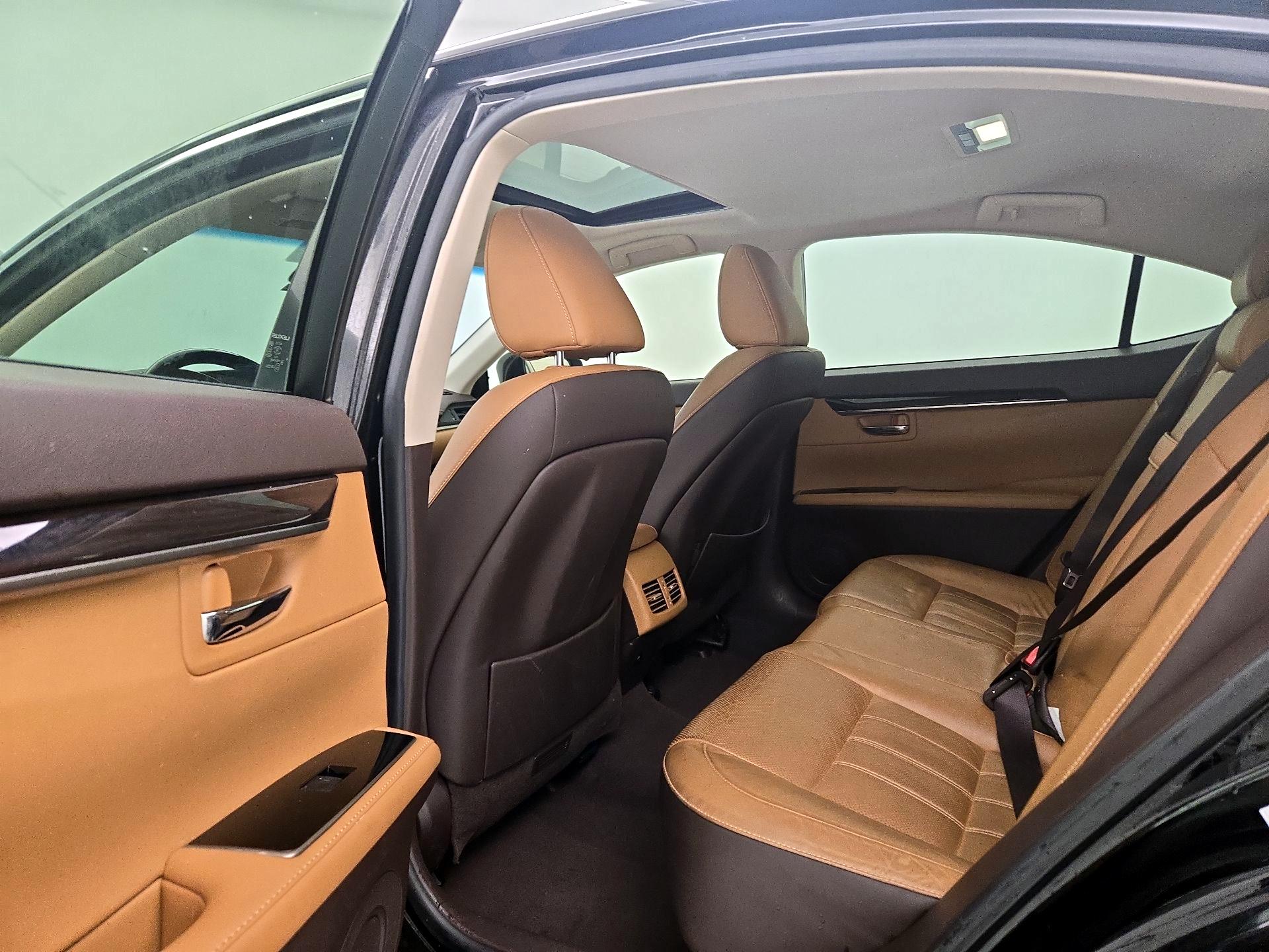 Thumbnail: 2016 Lexus ES - 20