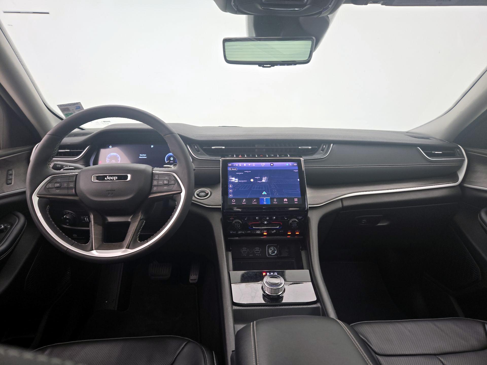 Thumbnail: 2023 Jeep Grand Cherokee - 9