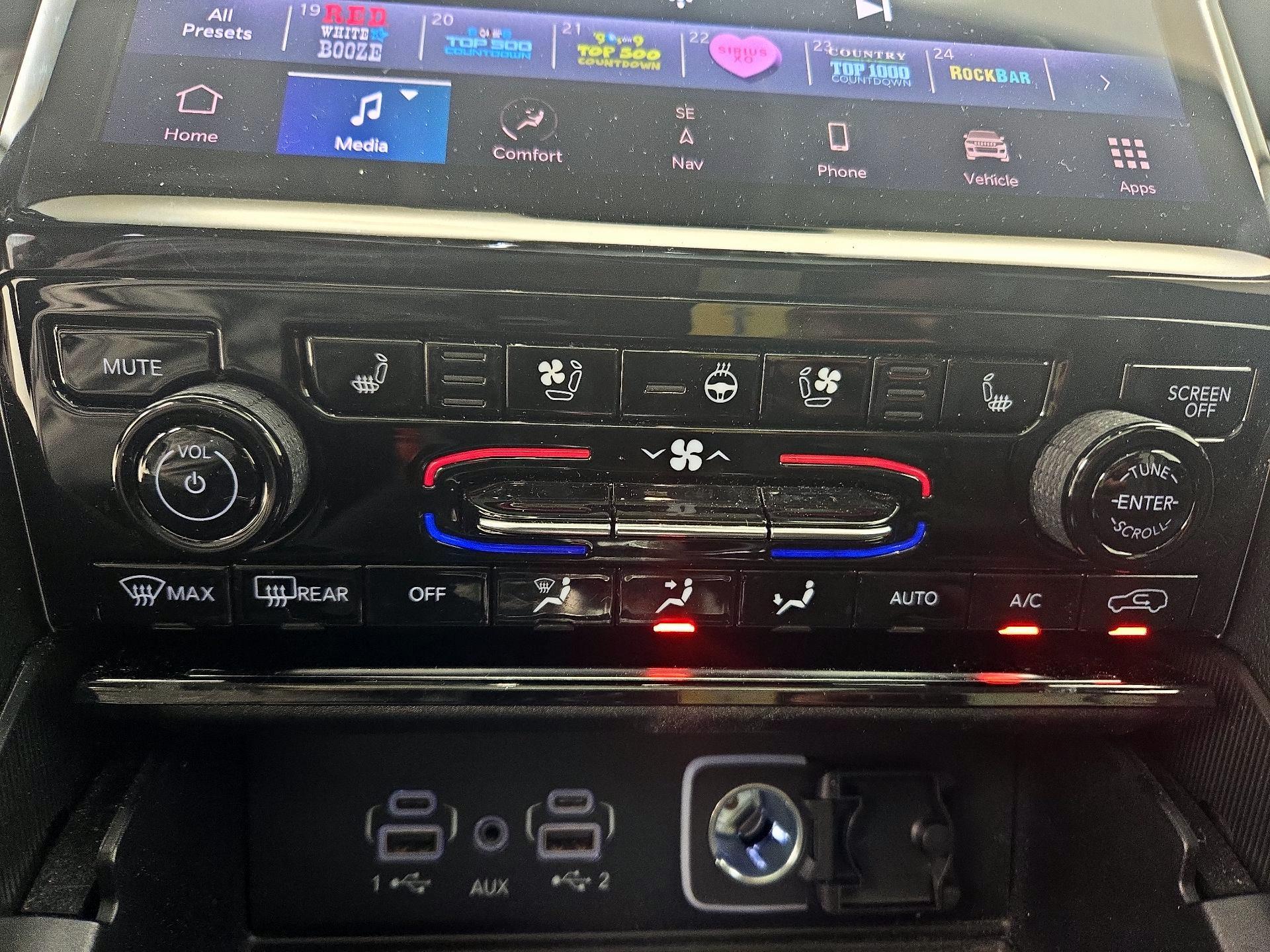 Thumbnail: 2023 Jeep Grand Cherokee - 17