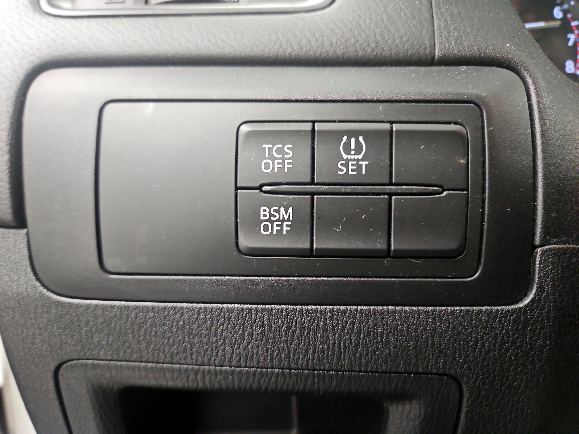 Thumbnail: 2015 Mazda CX-5 - 13