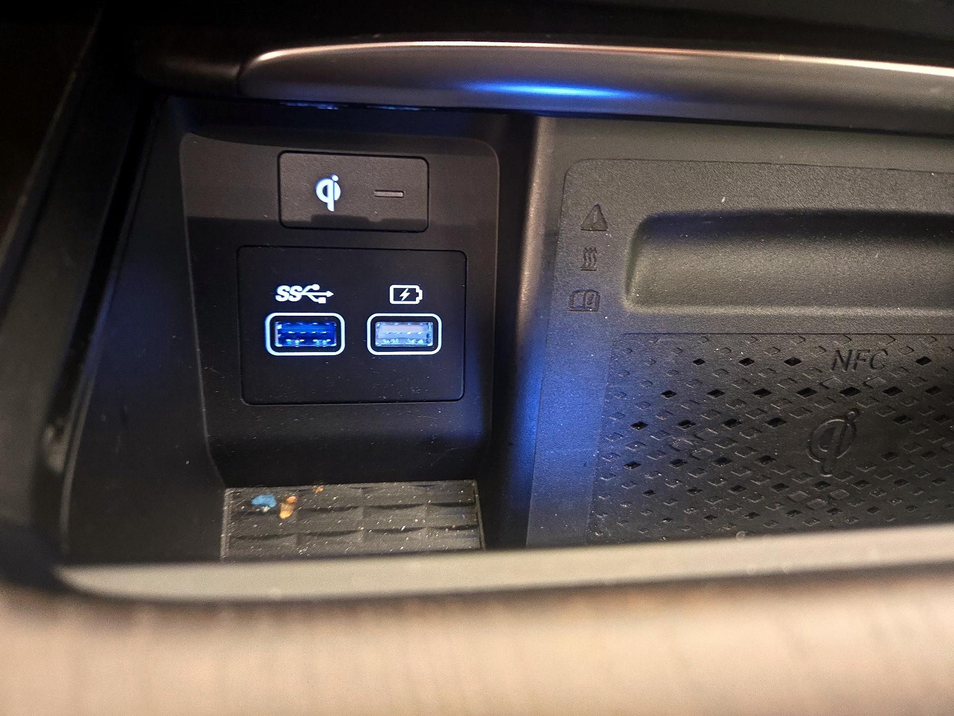 Thumbnail: 2023 Genesis GV80 - 19