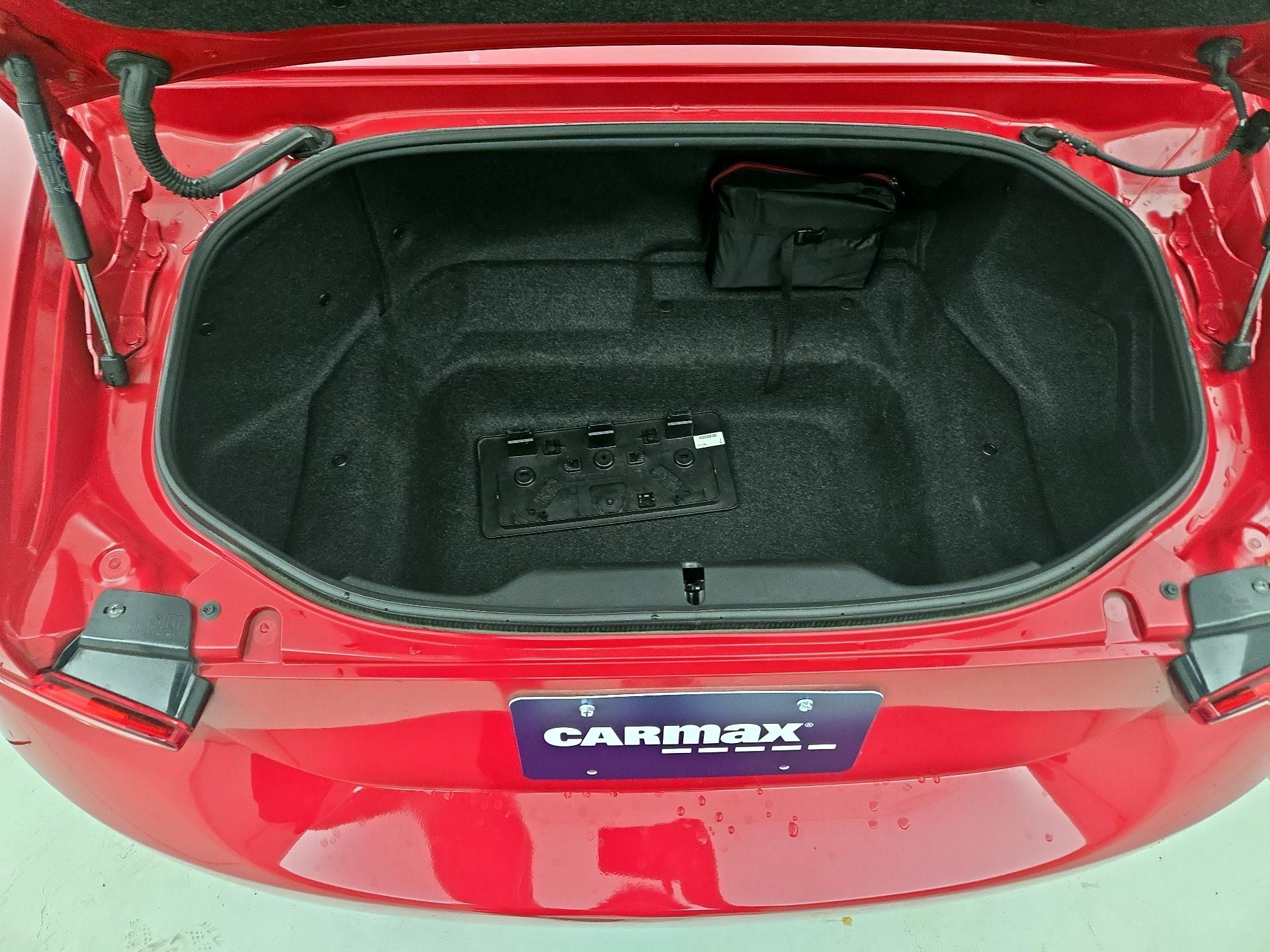 Thumbnail: 2018 Fiat 124 Spider - 19