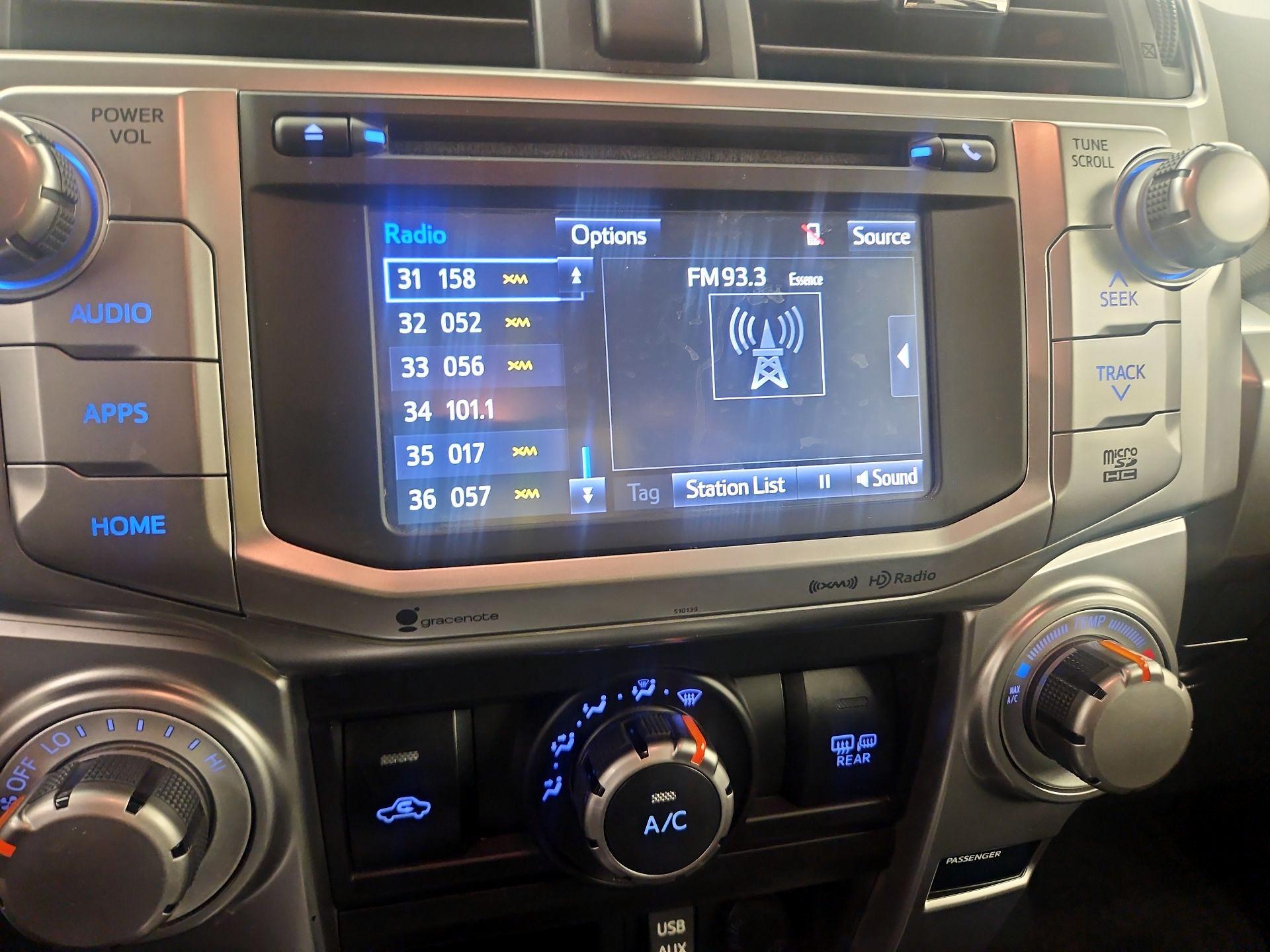 Thumbnail: 2018 Toyota 4Runner - 15