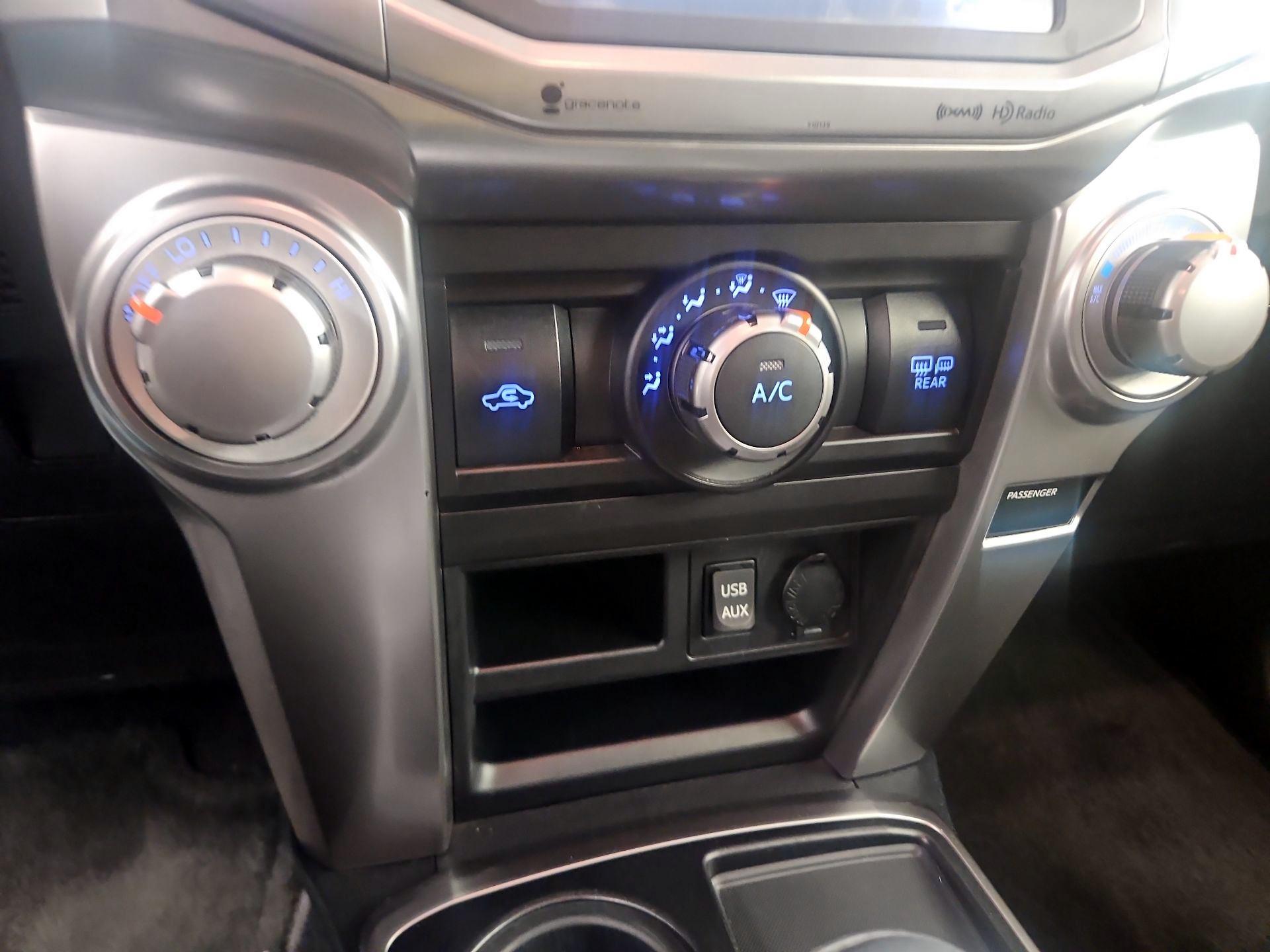 Thumbnail: 2018 Toyota 4Runner - 16