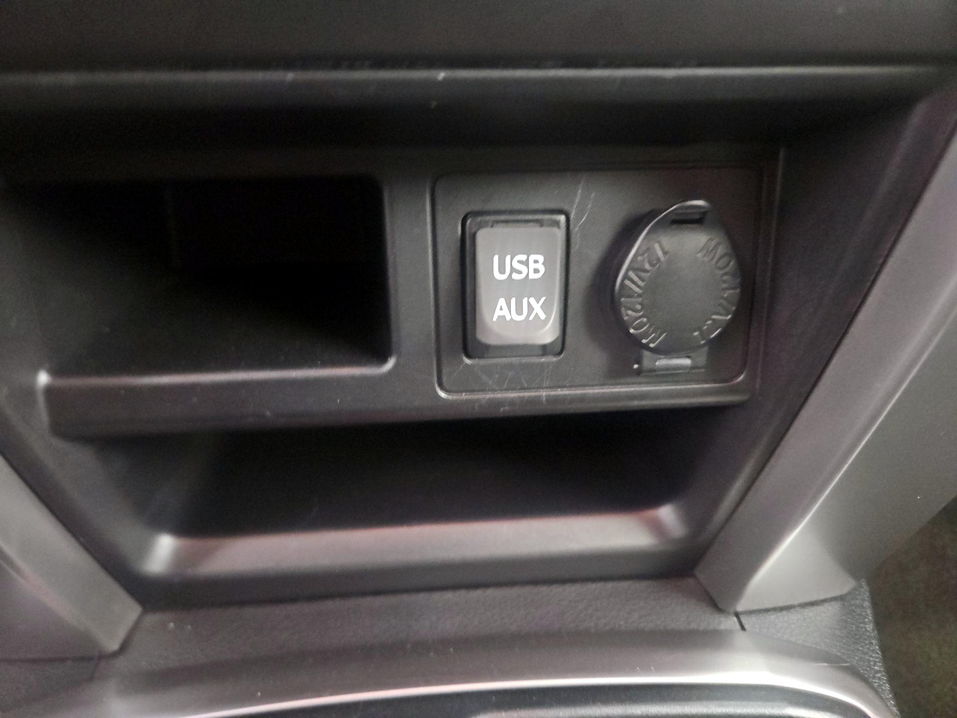 Thumbnail: 2018 Toyota 4Runner - 18