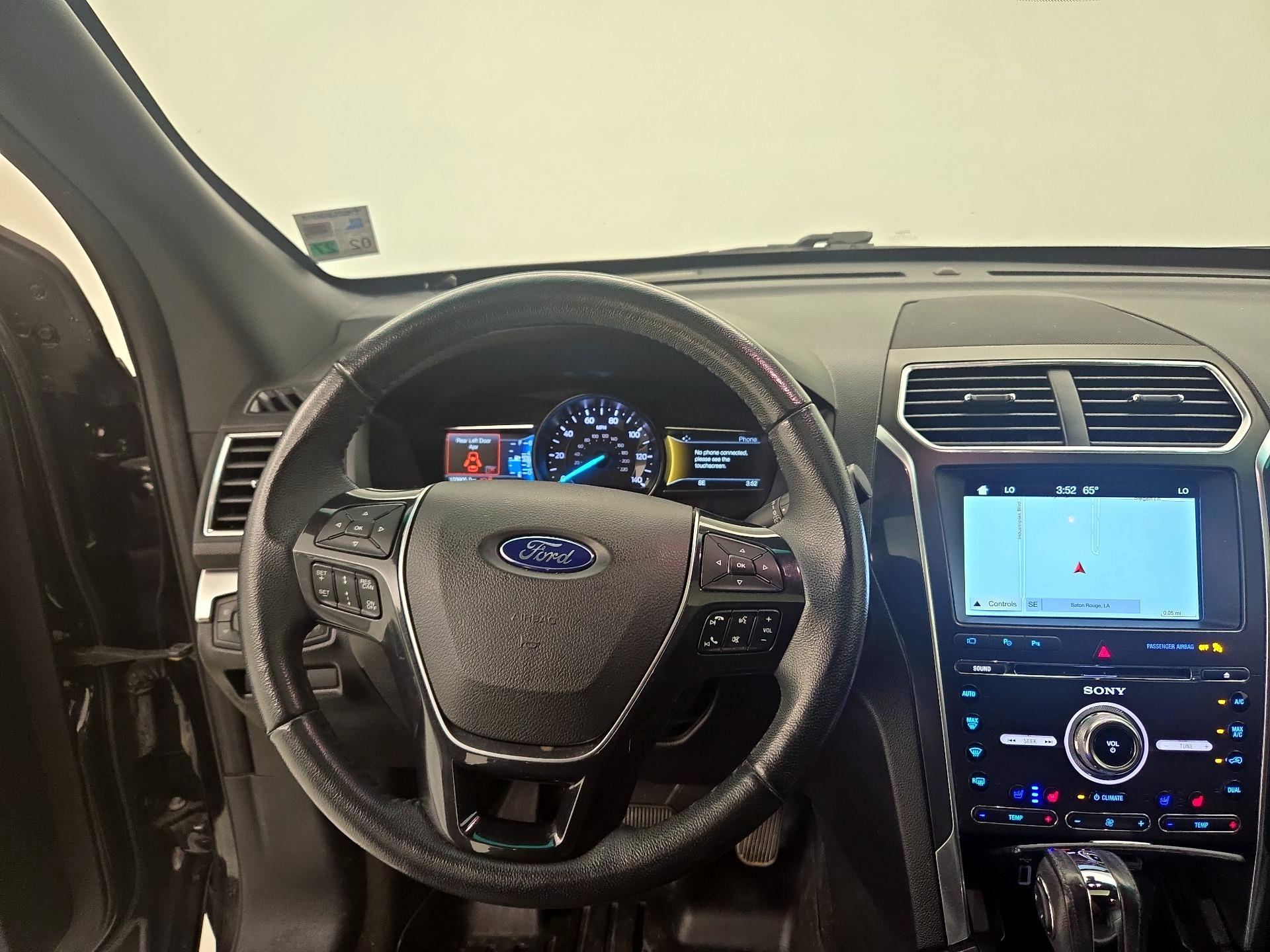 Thumbnail: 2018 Ford Explorer - 10