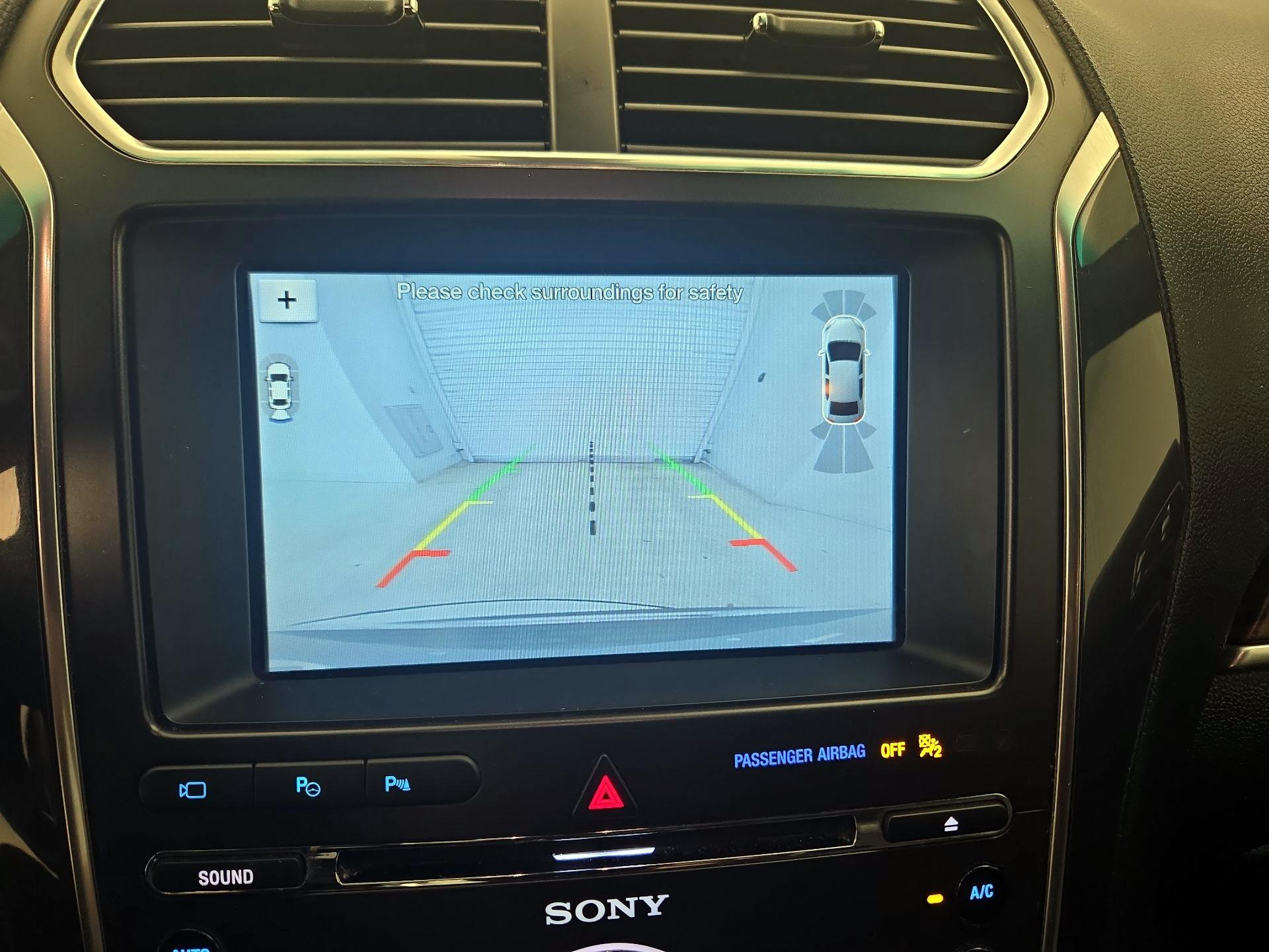 Thumbnail: 2018 Ford Explorer - 15