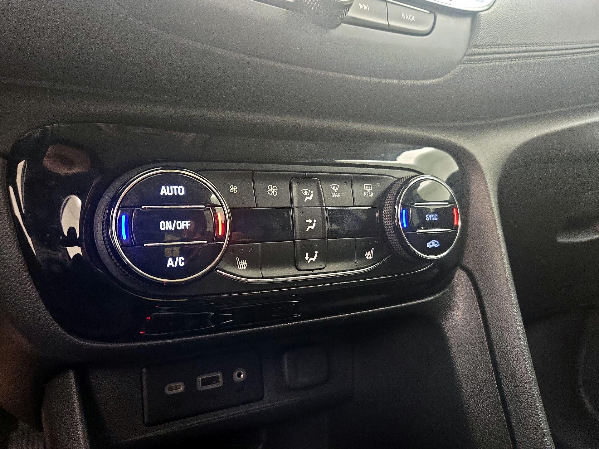 Thumbnail: 2023 Buick Encore GX - 16