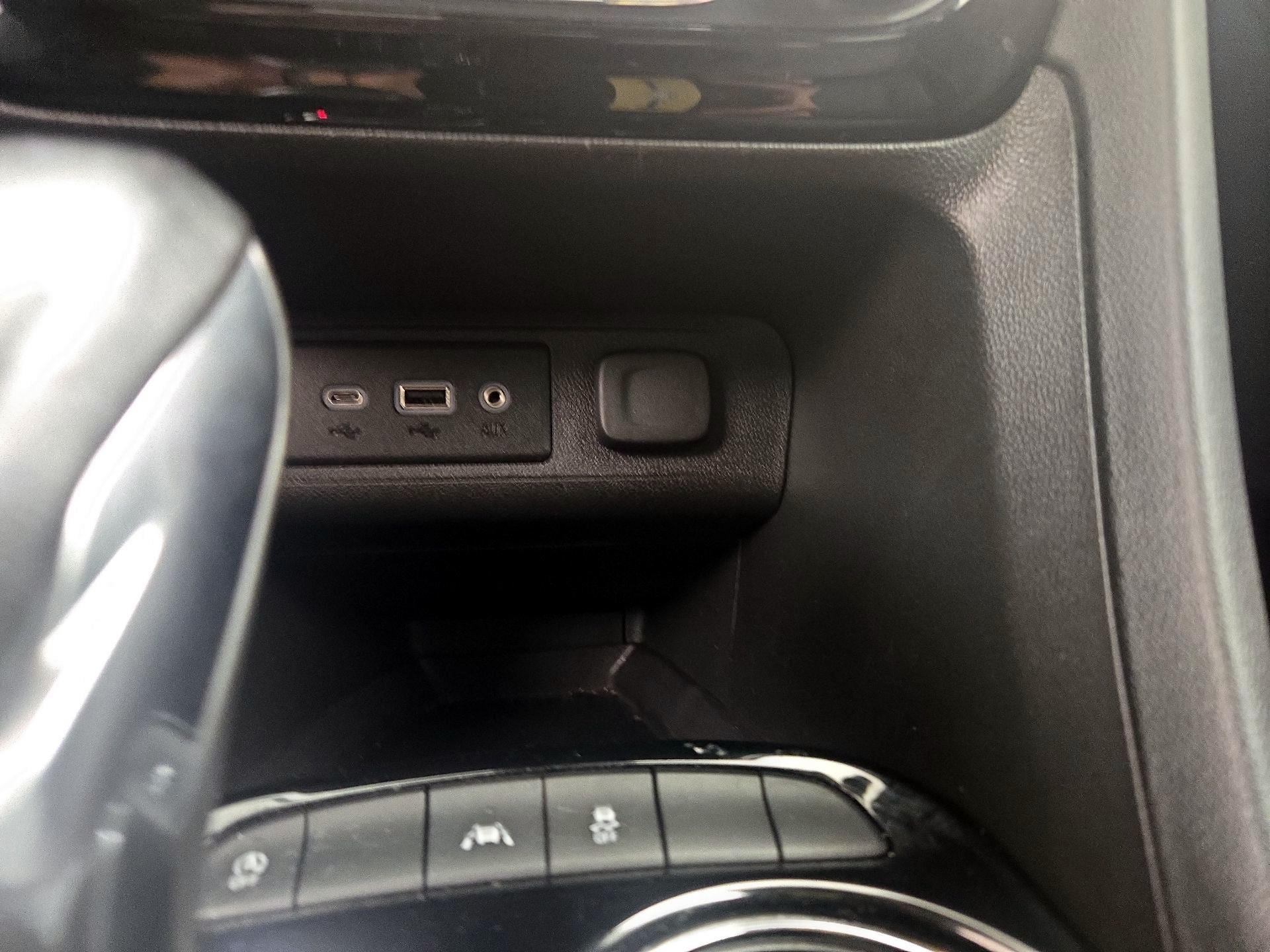 Thumbnail: 2023 Buick Encore GX - 18