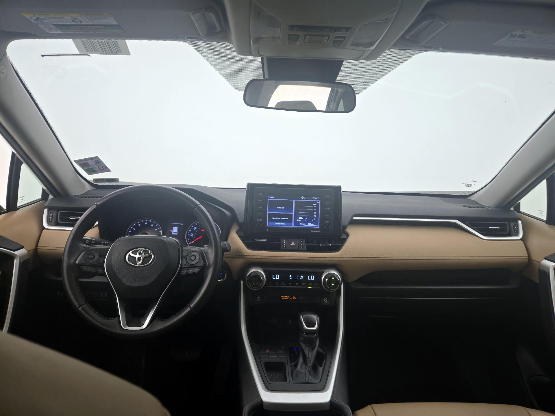 Thumbnail: 2021 Toyota RAV4 - 9