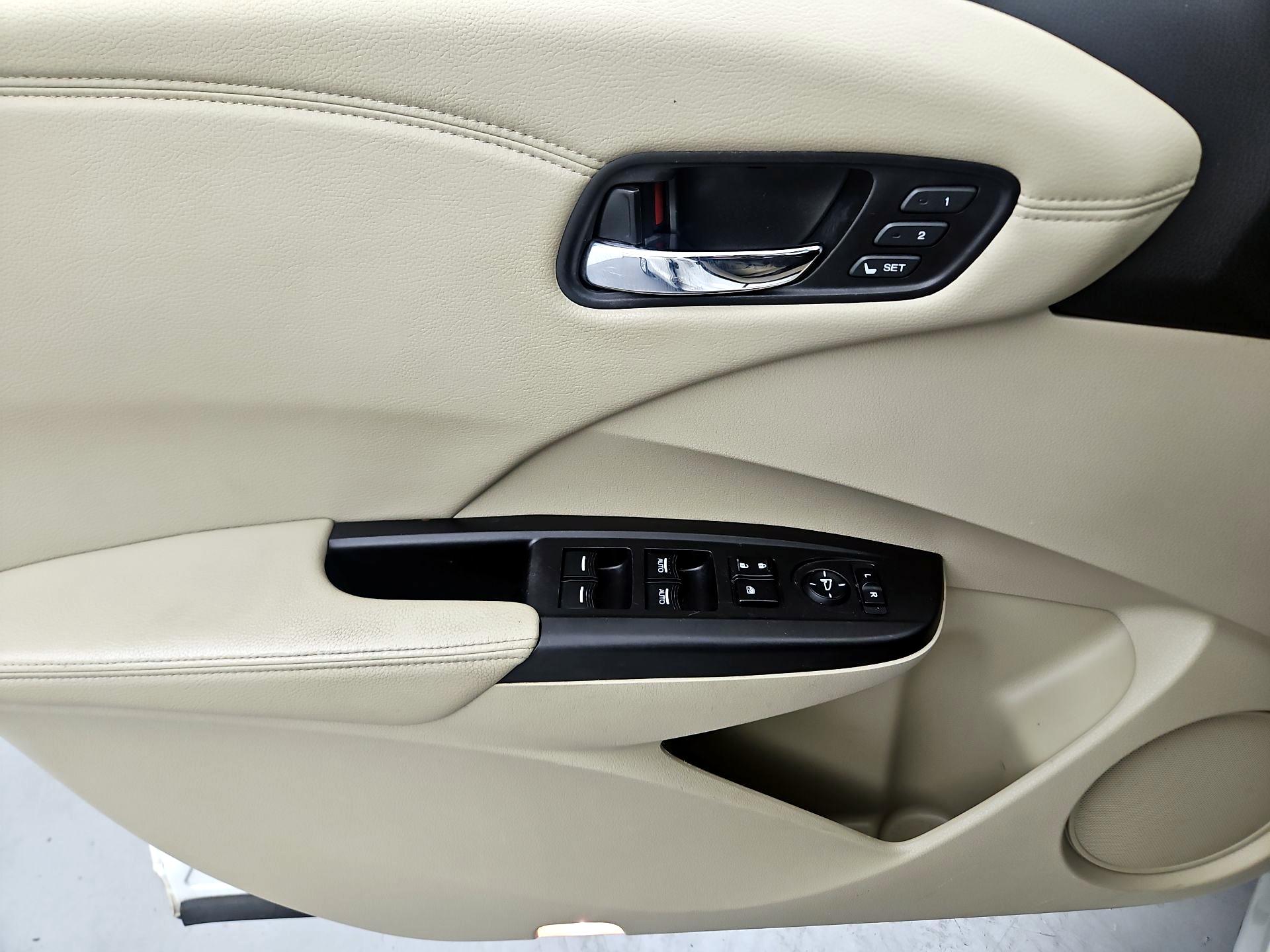 Thumbnail: 2015 Acura RDX - 12