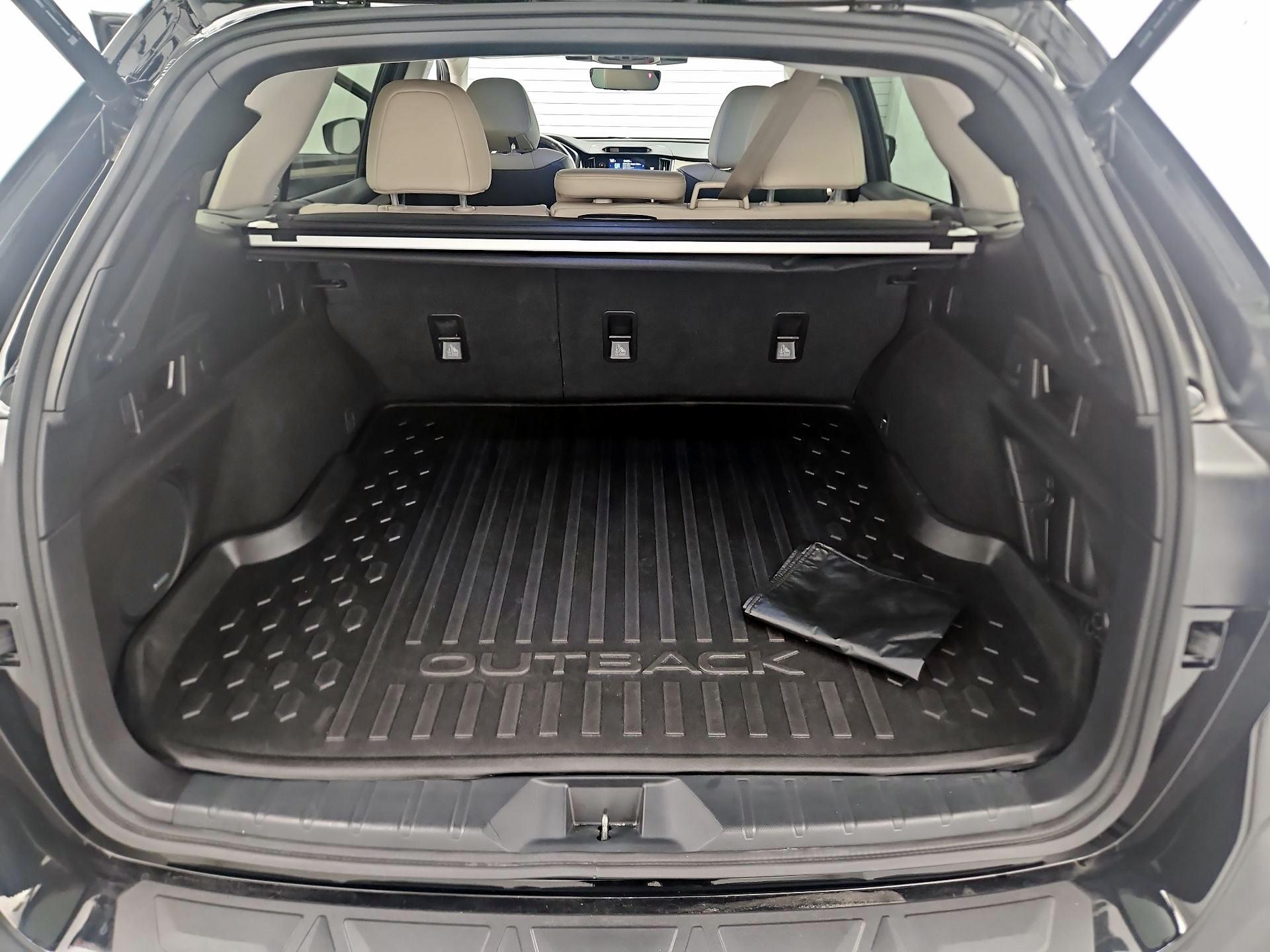 Thumbnail: 2023 Subaru Outback - 18