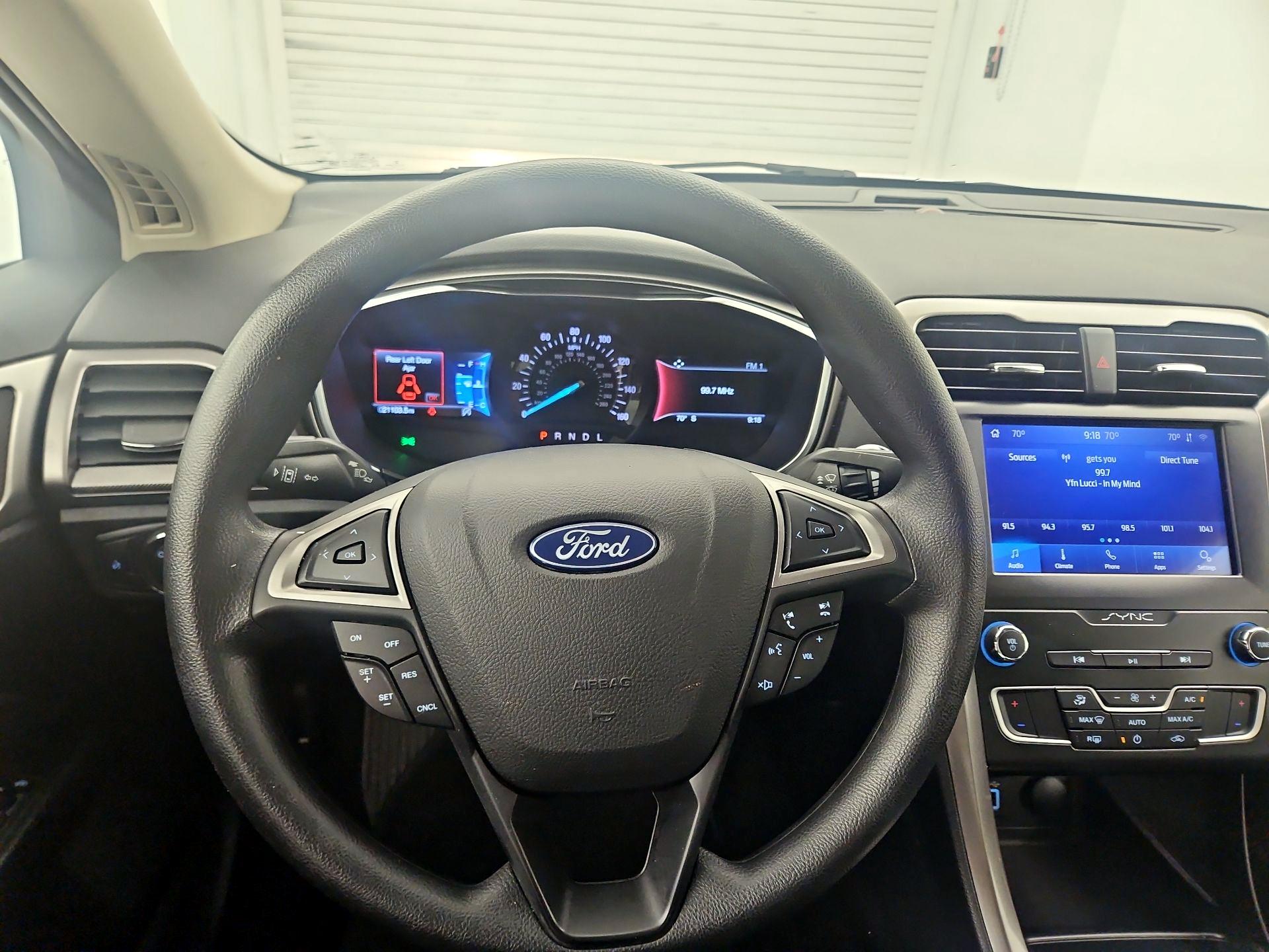 Thumbnail: 2020 Ford Fusion - 10