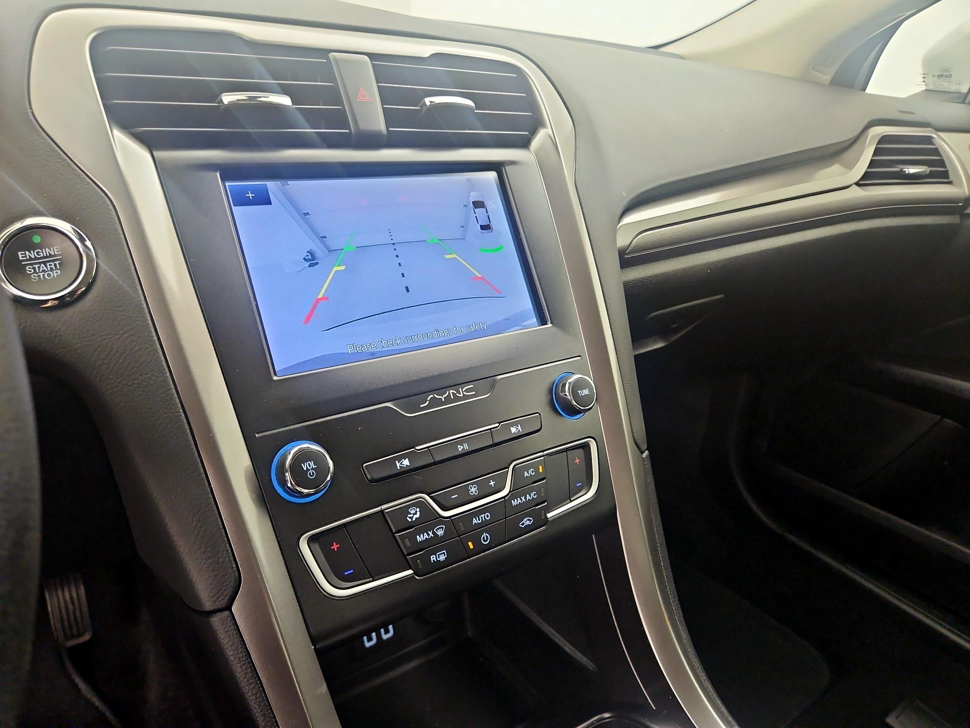 Thumbnail: 2020 Ford Fusion - 14