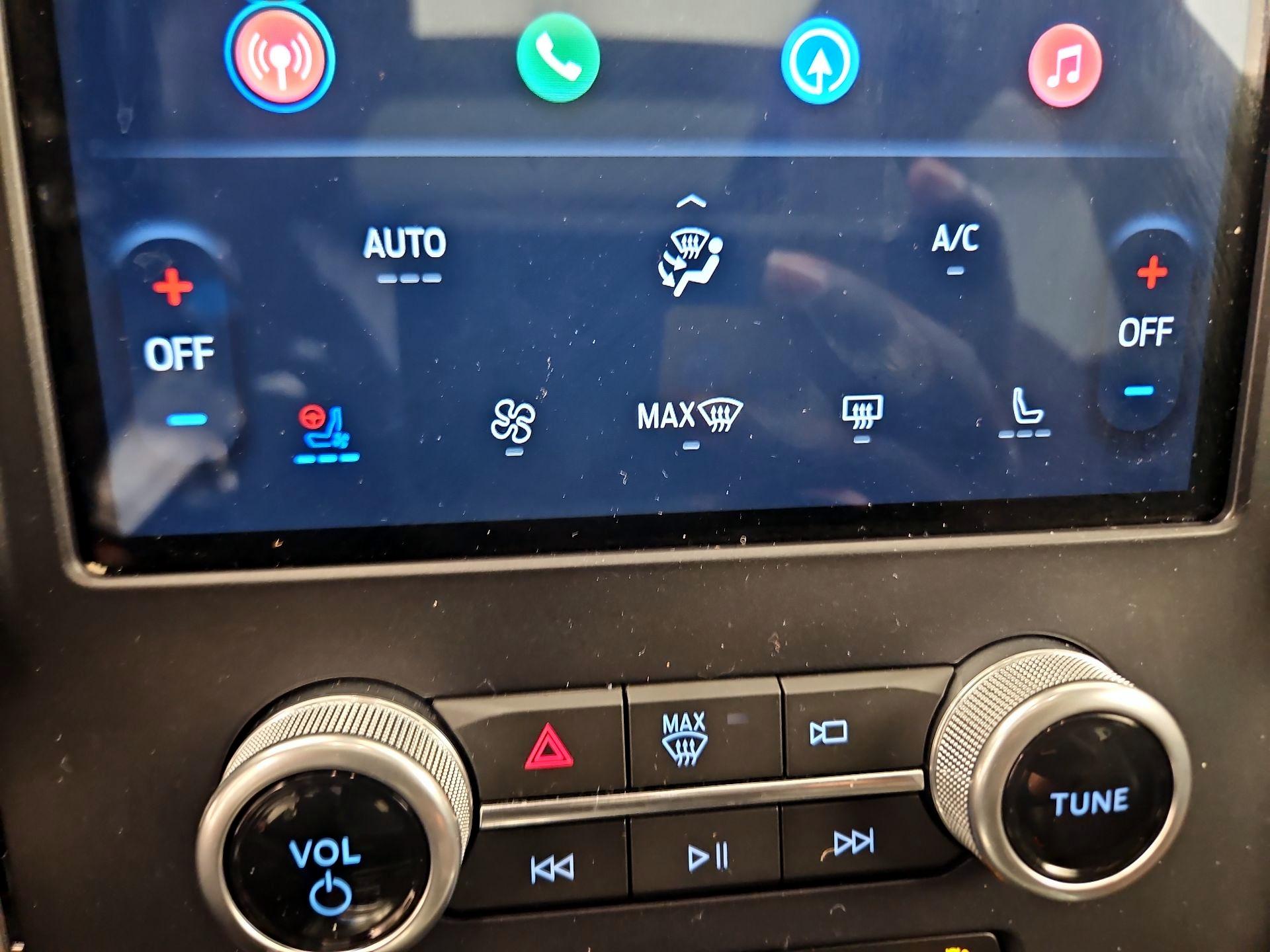 Thumbnail: 2022 Ford Edge - 16