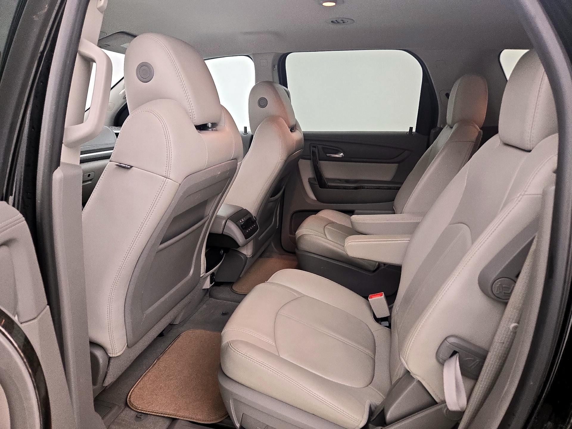 Thumbnail: 2017 GMC Acadia - 19