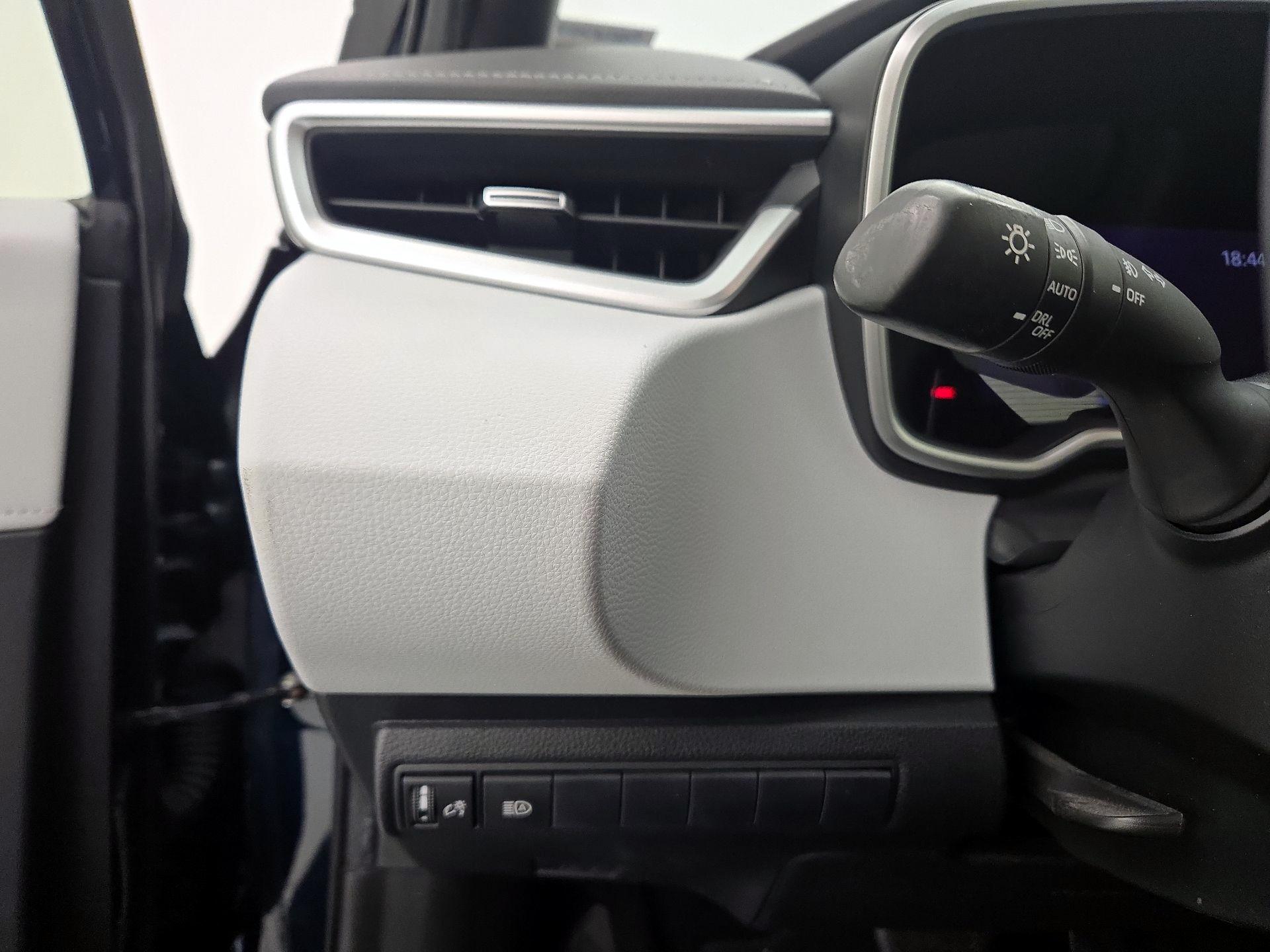 Thumbnail: 2021 Toyota Corolla - 13