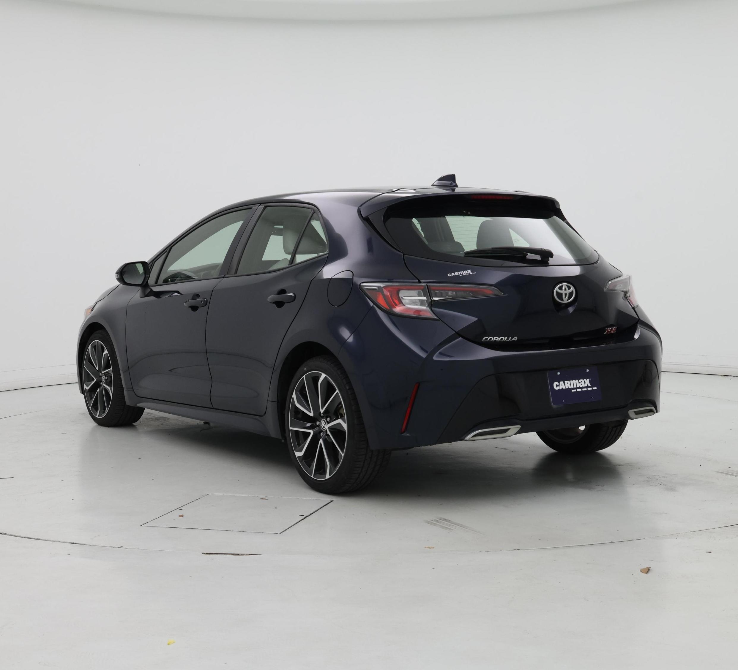 Thumbnail: 2021 Toyota Corolla - 2