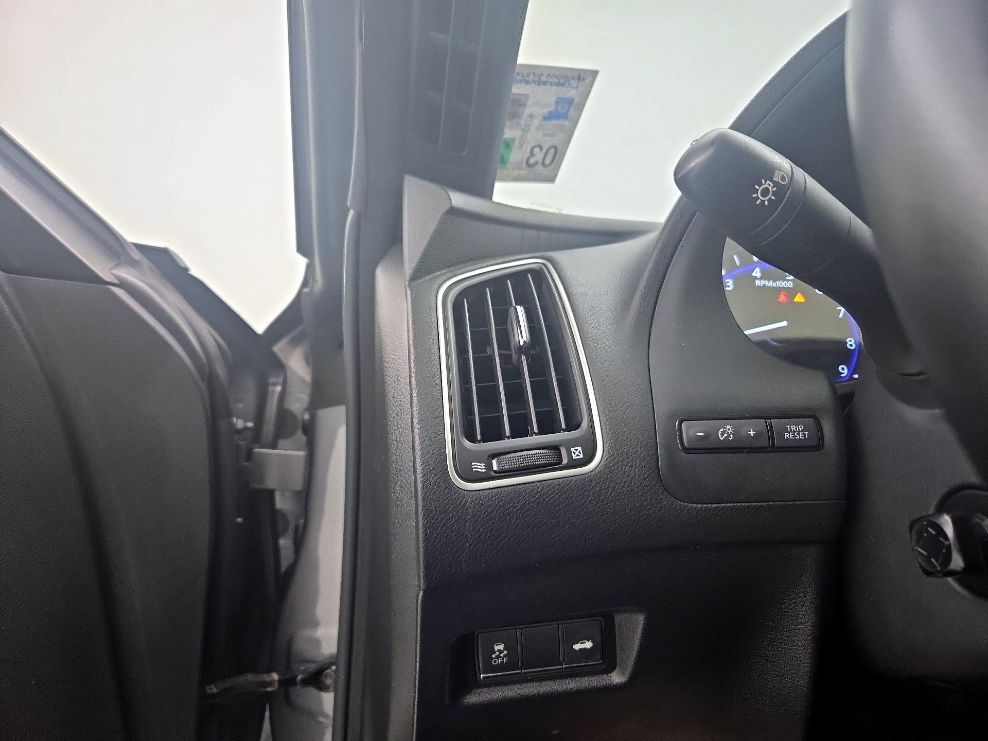 Thumbnail: 2018 INFINITI Q60 - 13