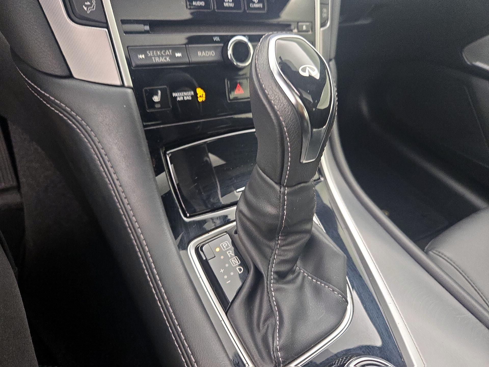 Thumbnail: 2018 INFINITI Q60 - 18