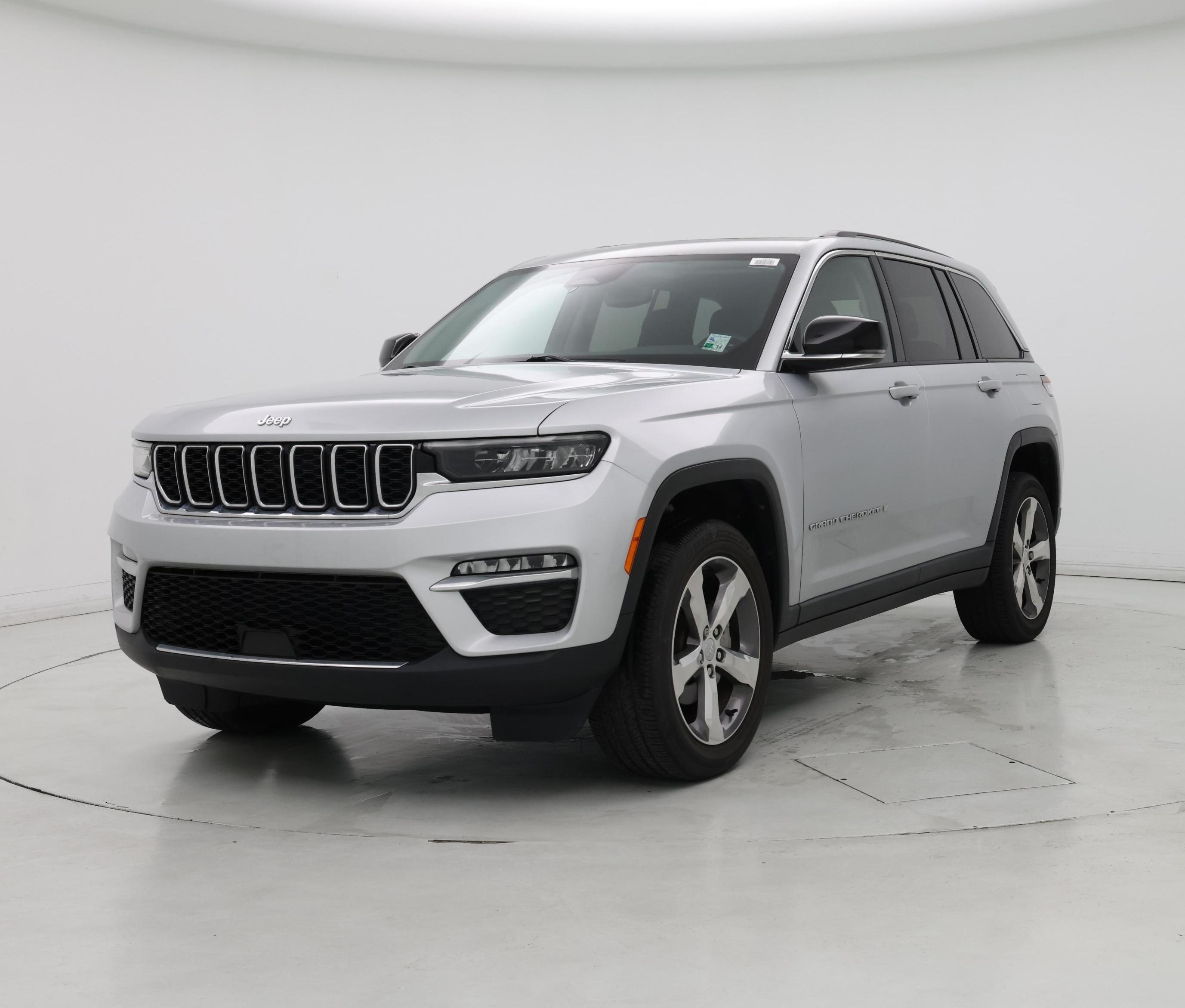 Thumbnail: 2022 Jeep Grand Cherokee - 4
