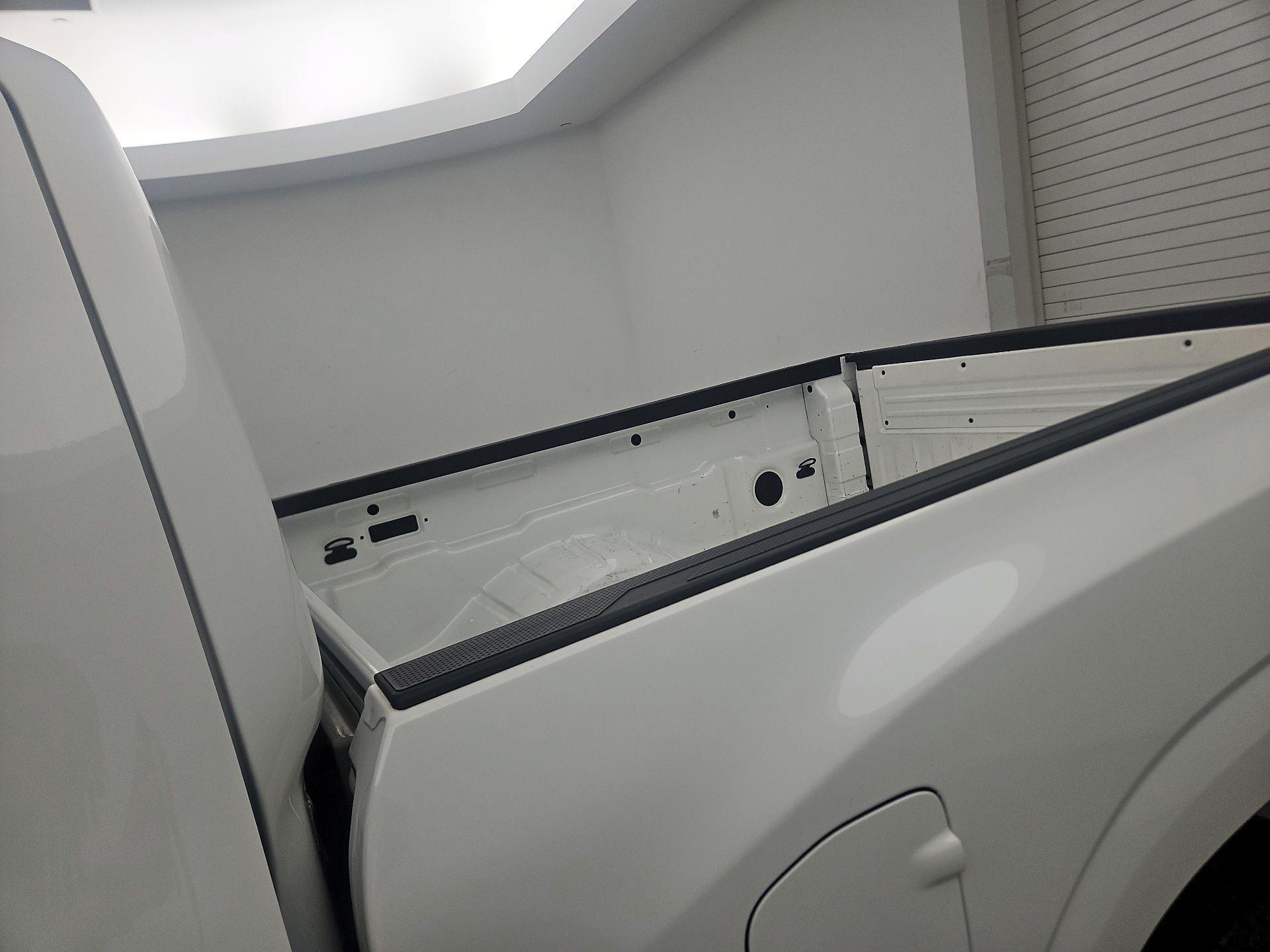 Thumbnail: 2024 Nissan Frontier - 16