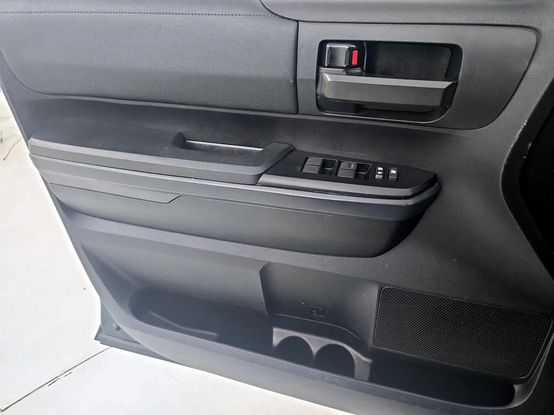 Thumbnail: 2021 Toyota Tundra - 12