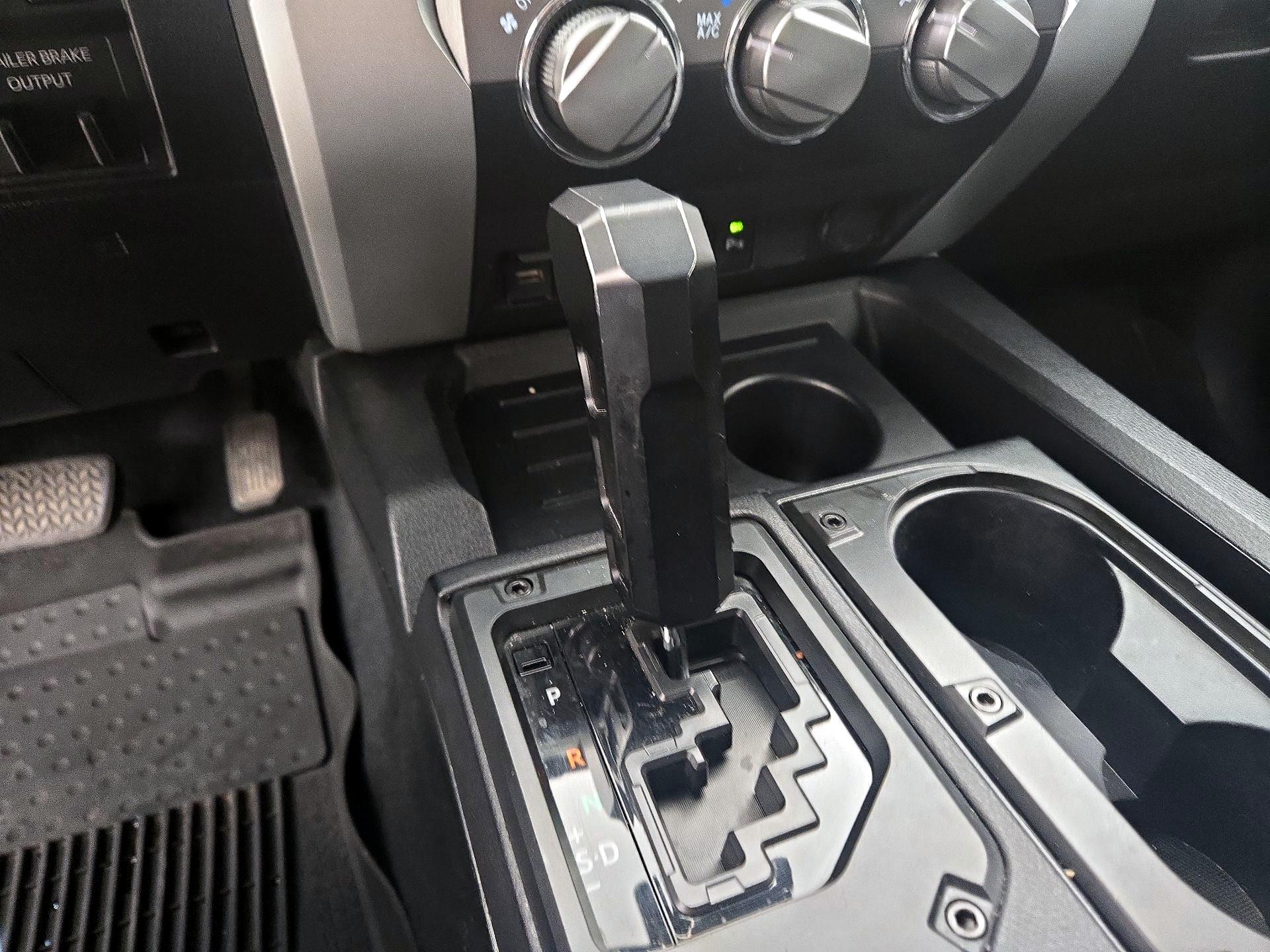 Thumbnail: 2021 Toyota Tundra - 17