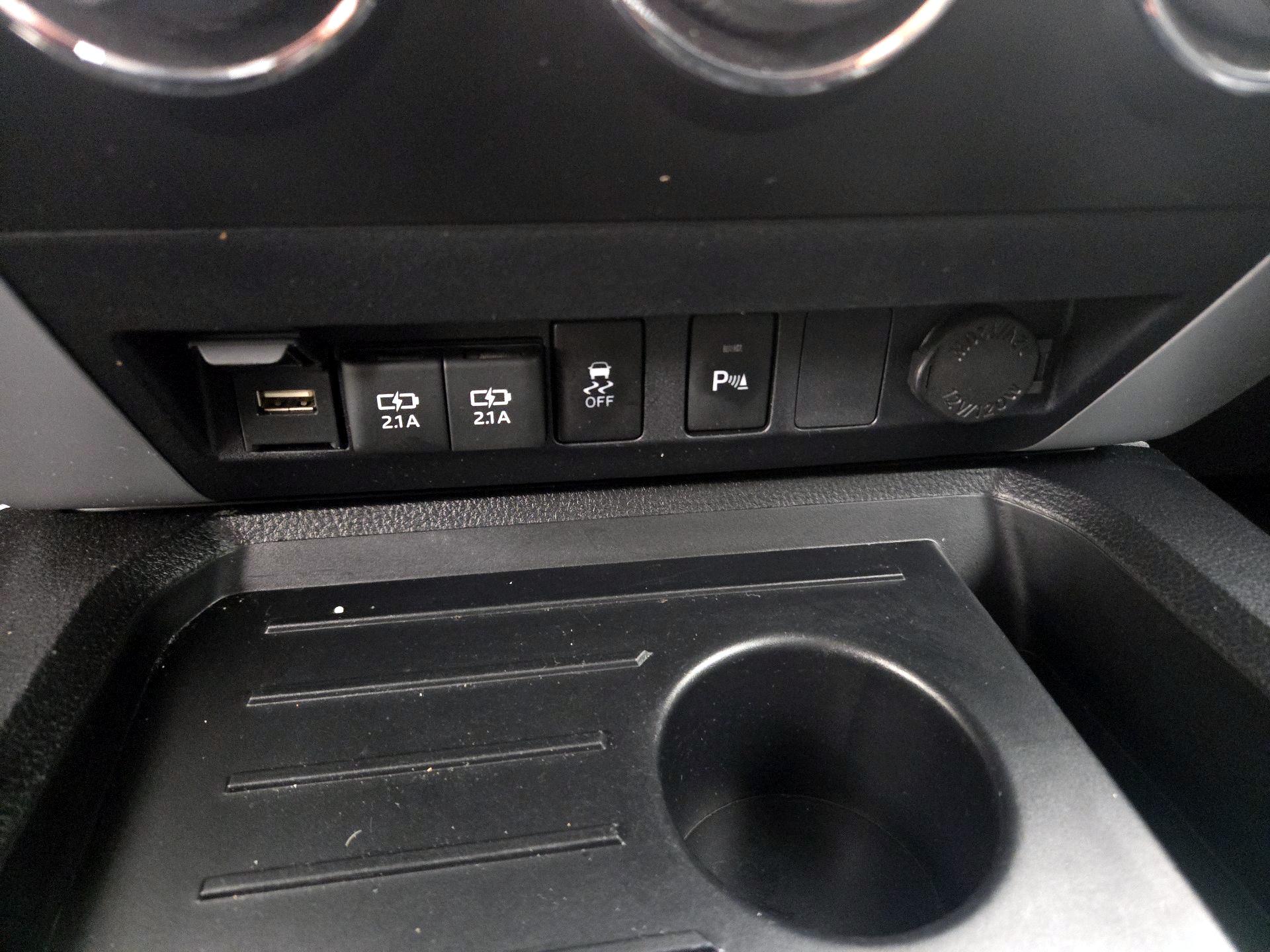 Thumbnail: 2021 Toyota Tundra - 18