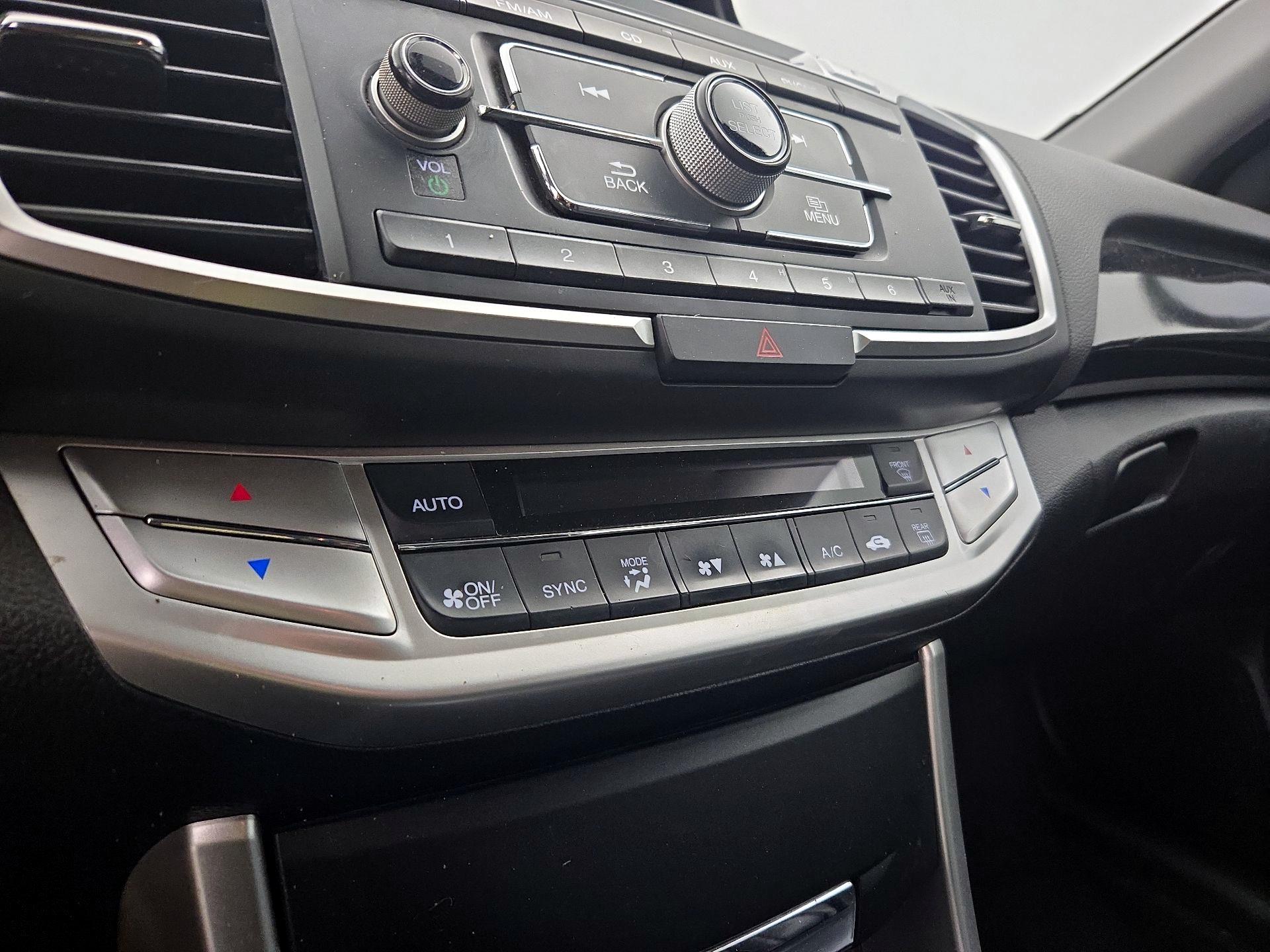 Thumbnail: 2014 Honda Accord - 16