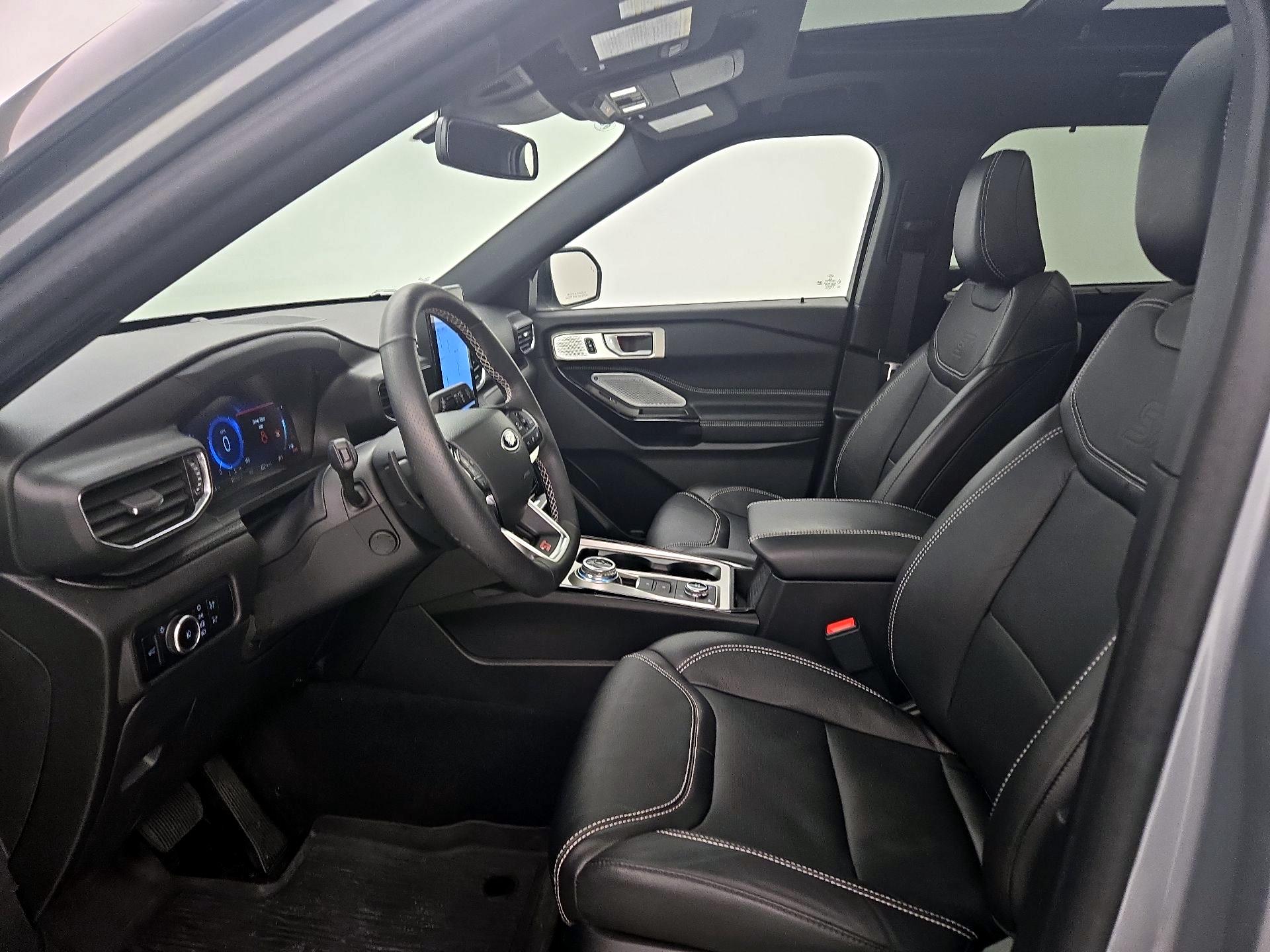 Thumbnail: 2023 Ford Explorer - 11