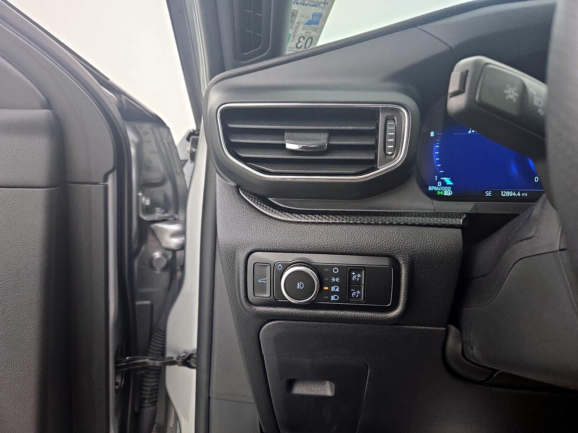 Thumbnail: 2023 Ford Explorer - 13