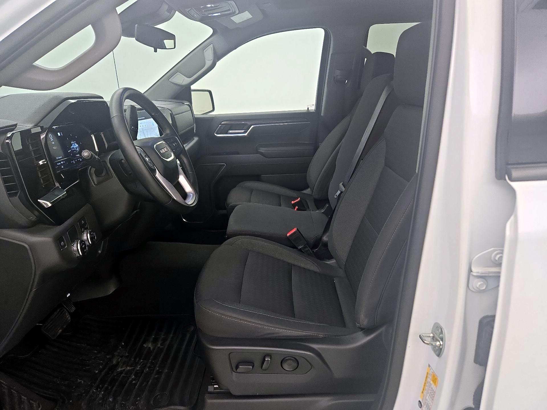 Thumbnail: 2023 GMC Sierra 1500 - 11