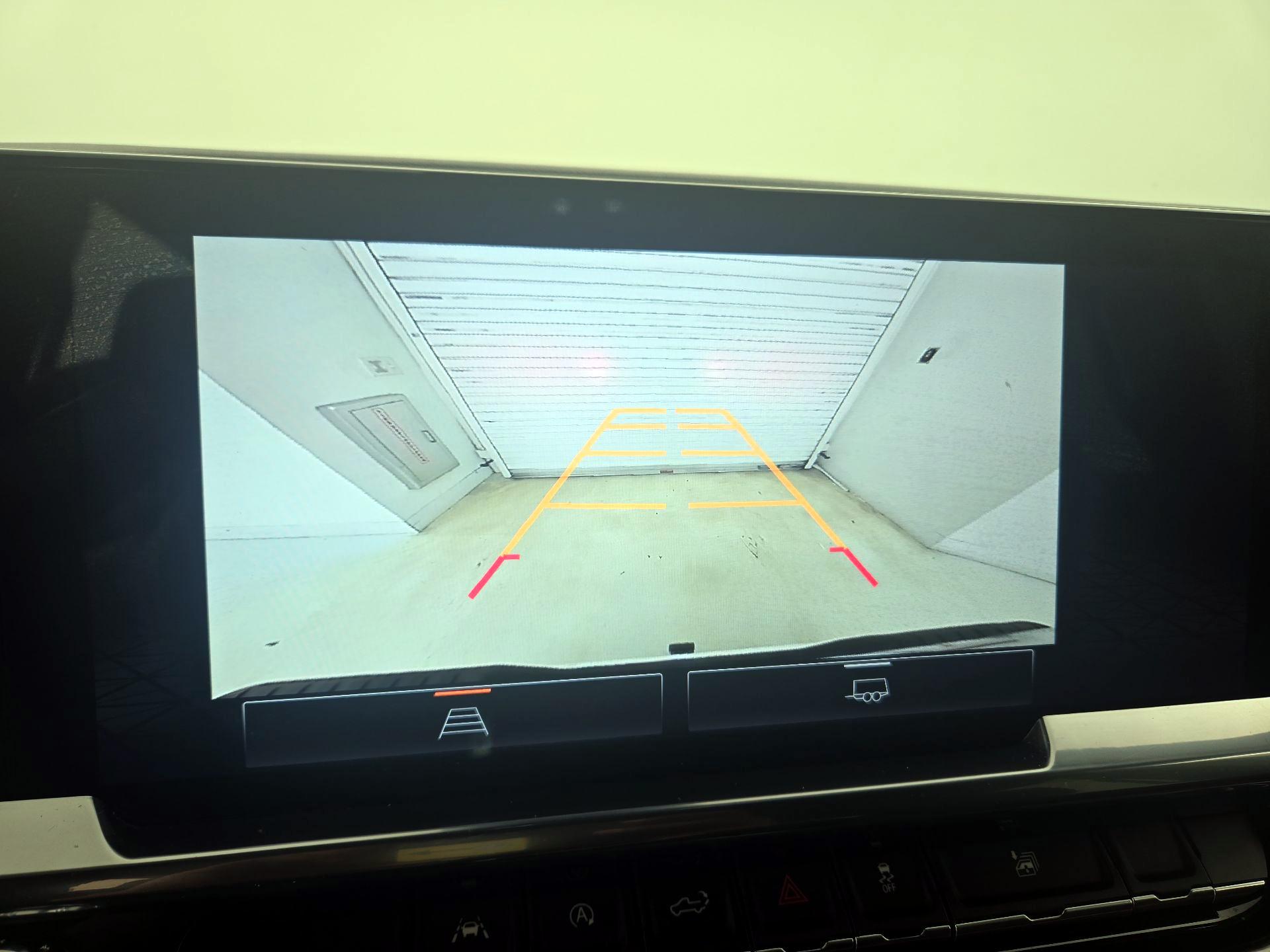 Thumbnail: 2023 GMC Sierra 1500 - 15